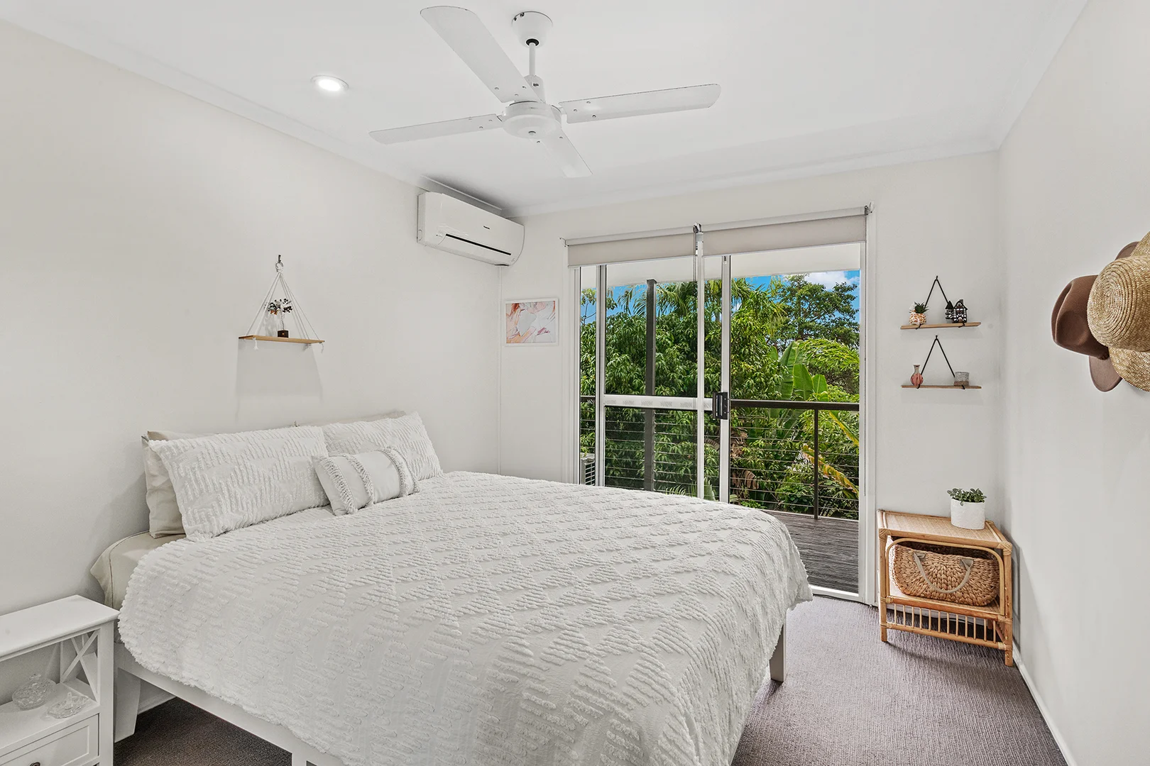 Additional image 10 of 2 South Molle Boulevard, Cannonvale QLD 4802