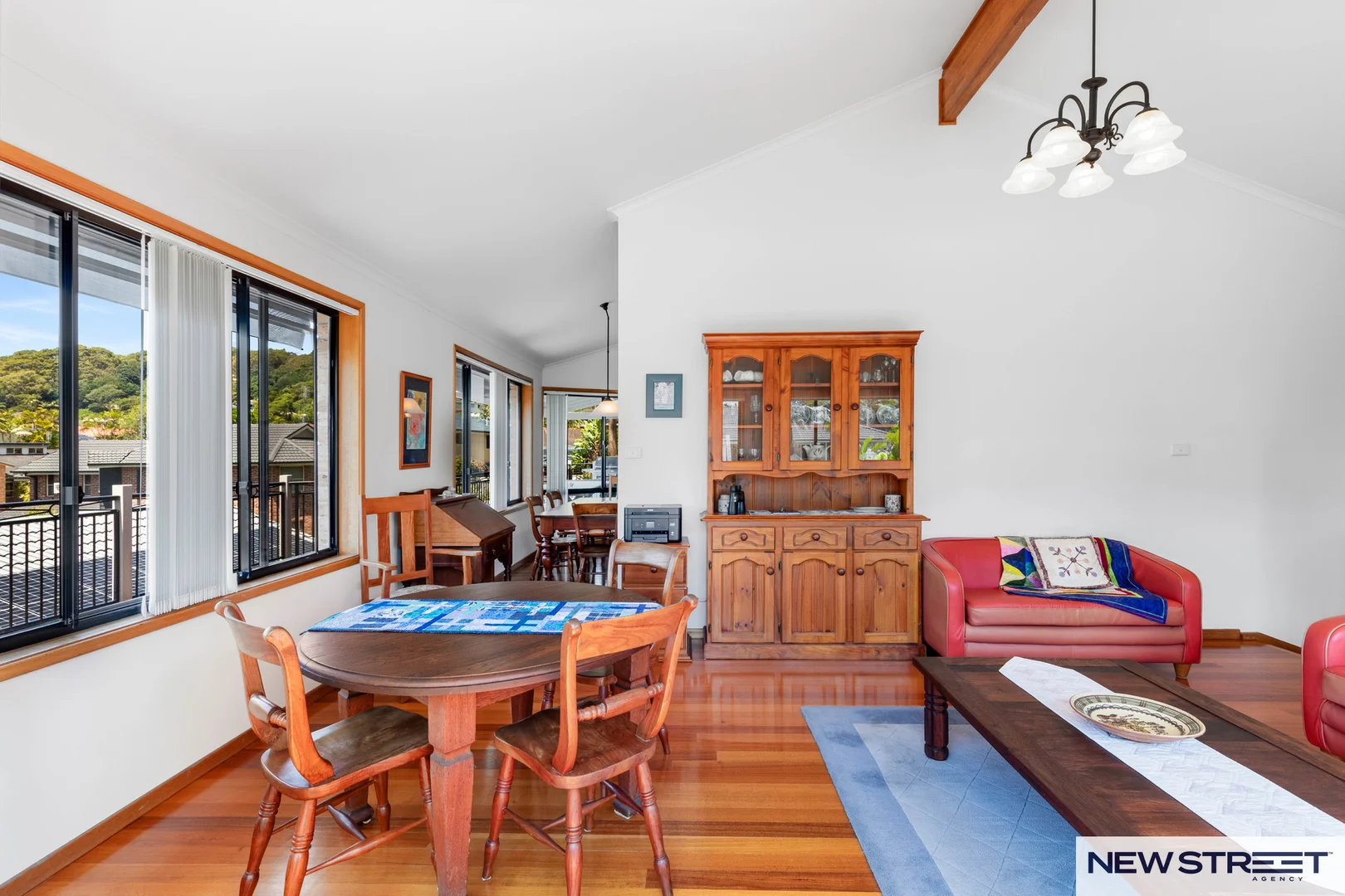 Additional image 18 of 21 Copper Valley Close, Caves Beach NSW 2281