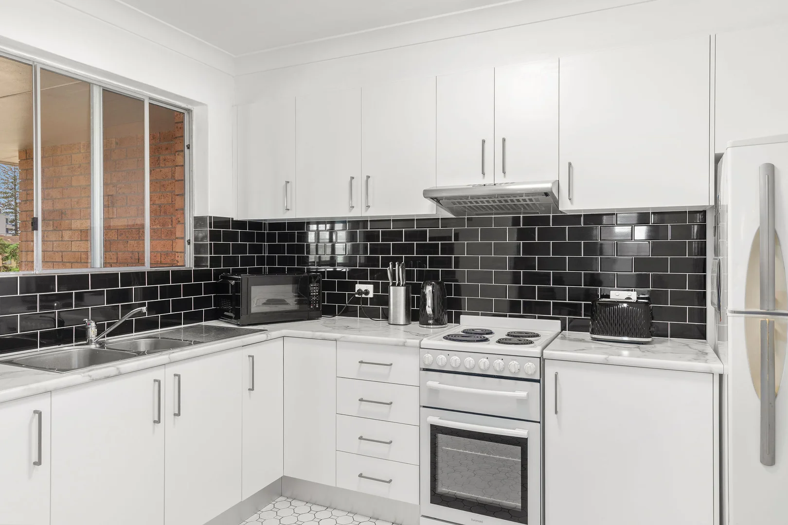 Additional image 3 of 10/8 Taree Street, Tuncurry NSW 2428