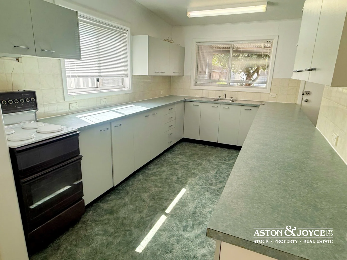 Additional image 2 of 8 West Street, Grenfell NSW 2810