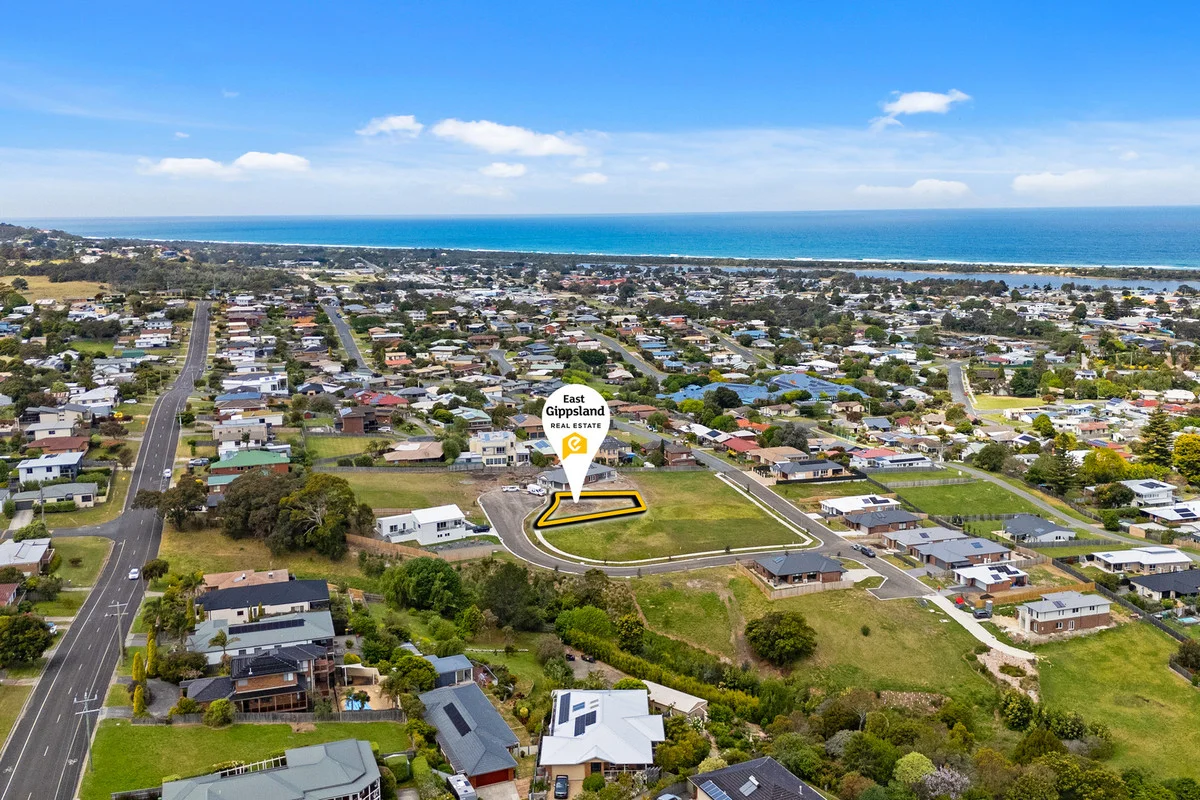 10 Rosedale Rise, Lakes Entrance VIC 3909