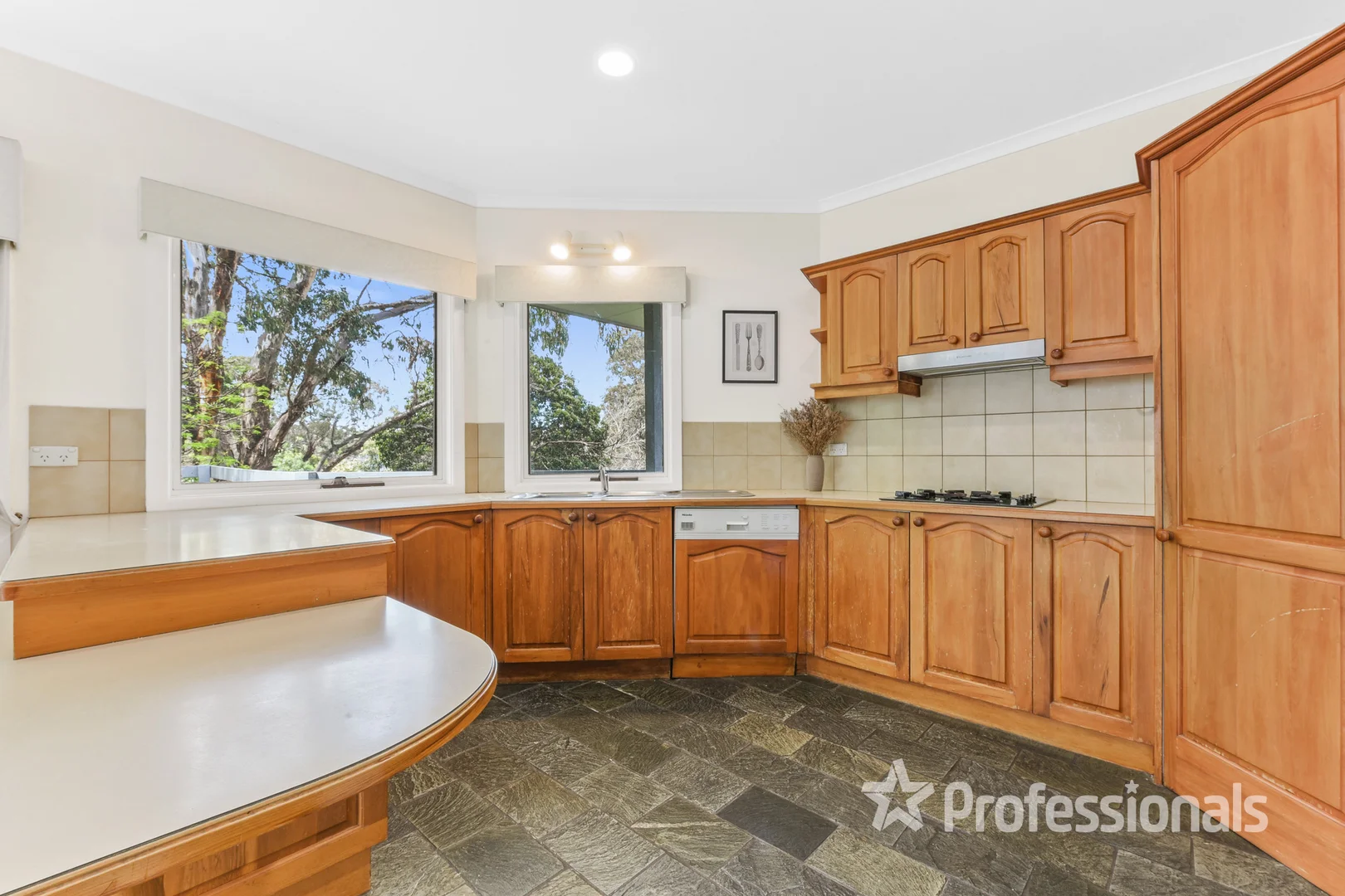 Additional image 9 of 22 Falconer Street, Glen Waverley VIC 3150
