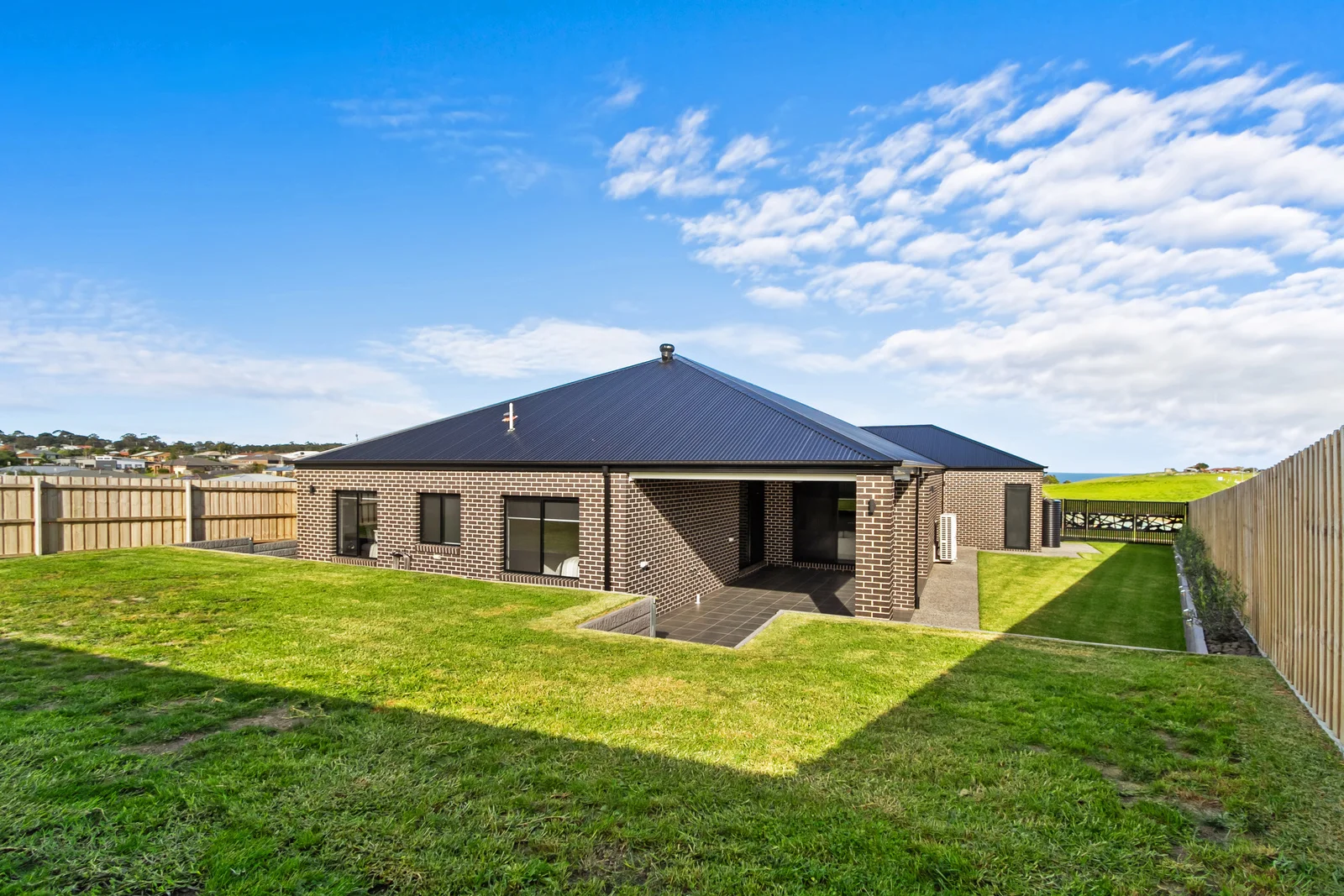 Additional image 27 of 12 Lochard Terrace, Lakes Entrance VIC 3909