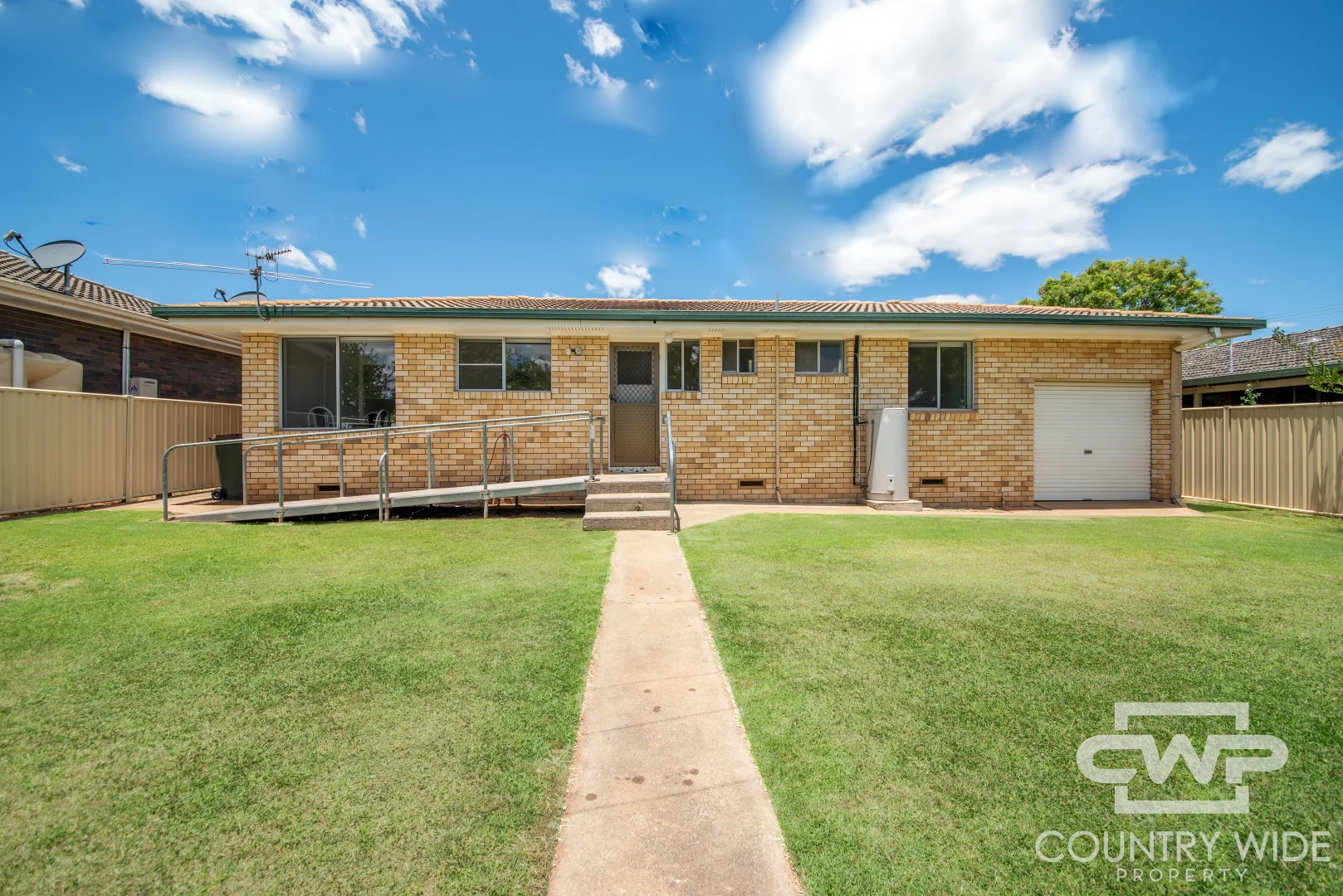 Additional image 8 of 4 Digby Street, Glen Innes NSW 2370