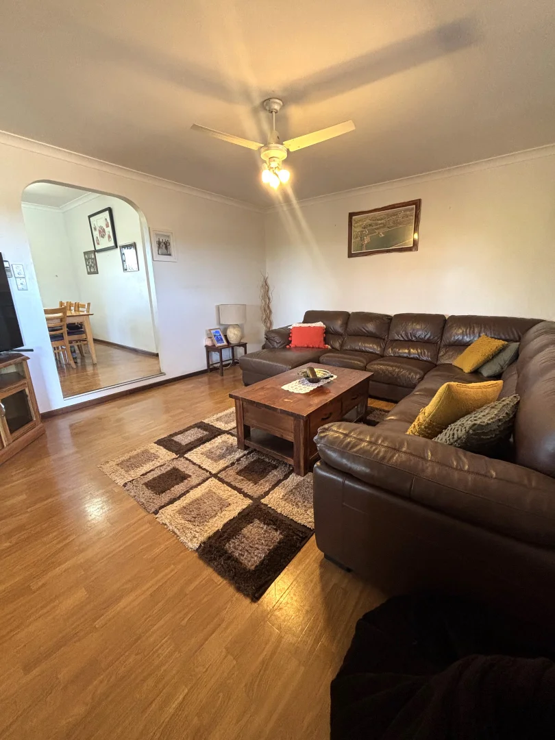 Additional image 9 of 563 & 561 Robinson Street, Carnarvon WA 6701