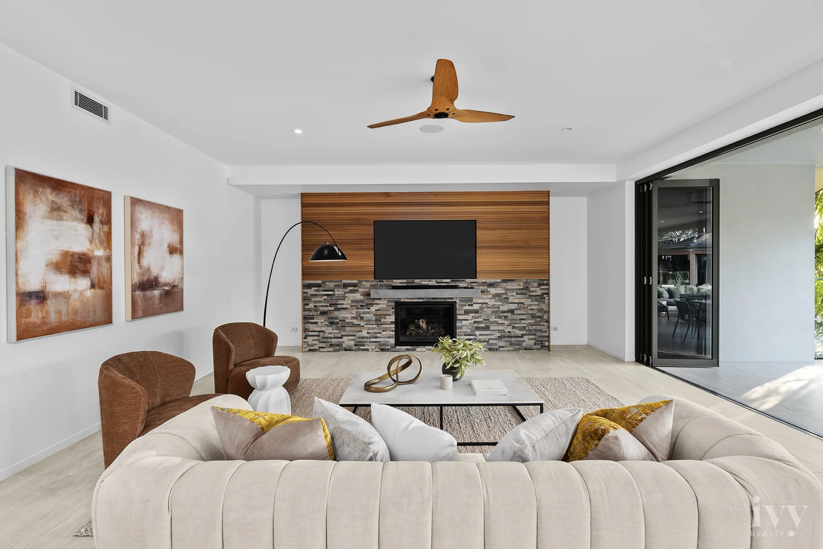 Additional image 11 of 2515 Cressbrook Drive, Hope Island QLD 4212