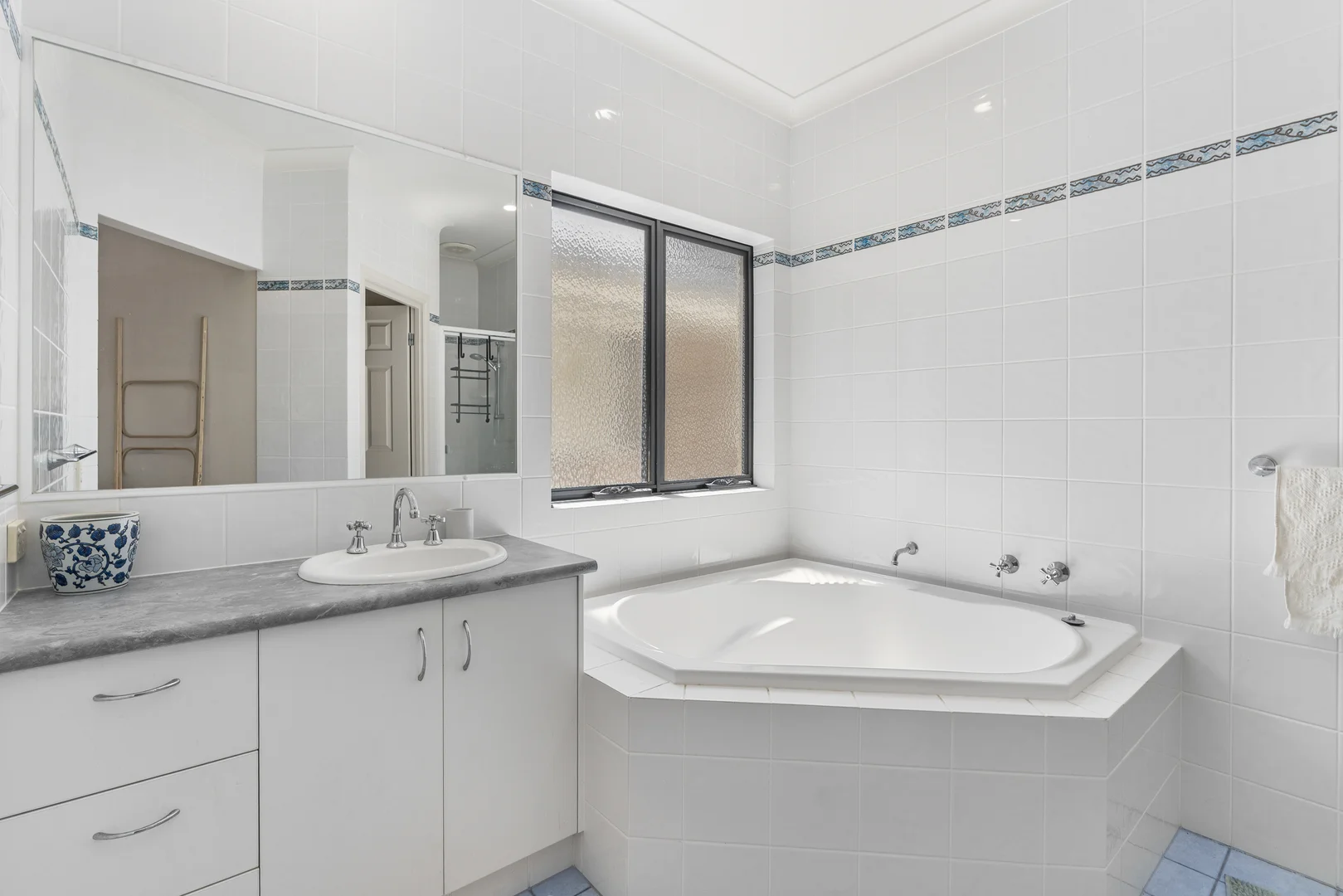 Additional image 12 of 38 Ewart Street, Burleigh Heads QLD 4220