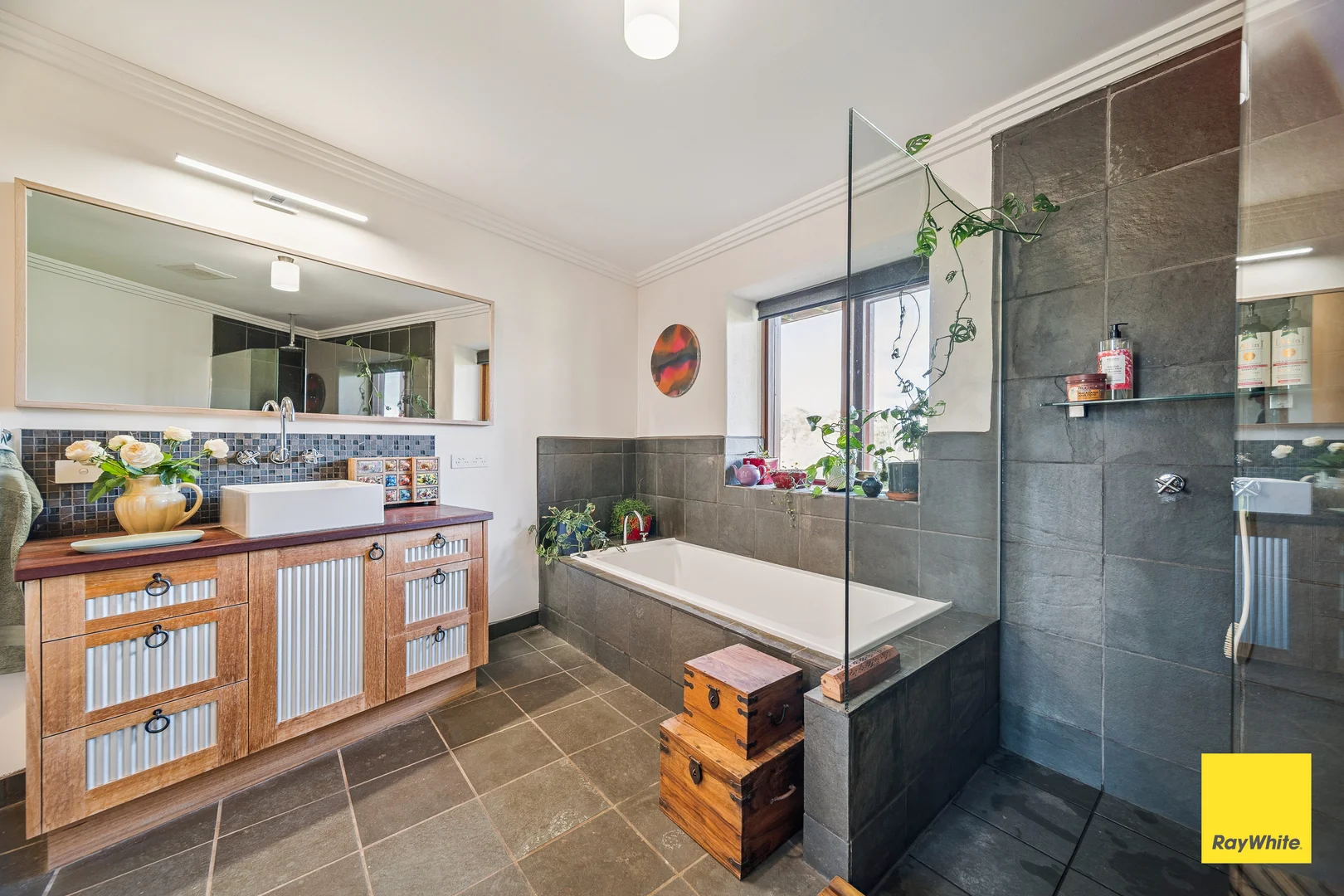 Additional image 16 of 55 Long Court, Ladys Pass VIC 3523