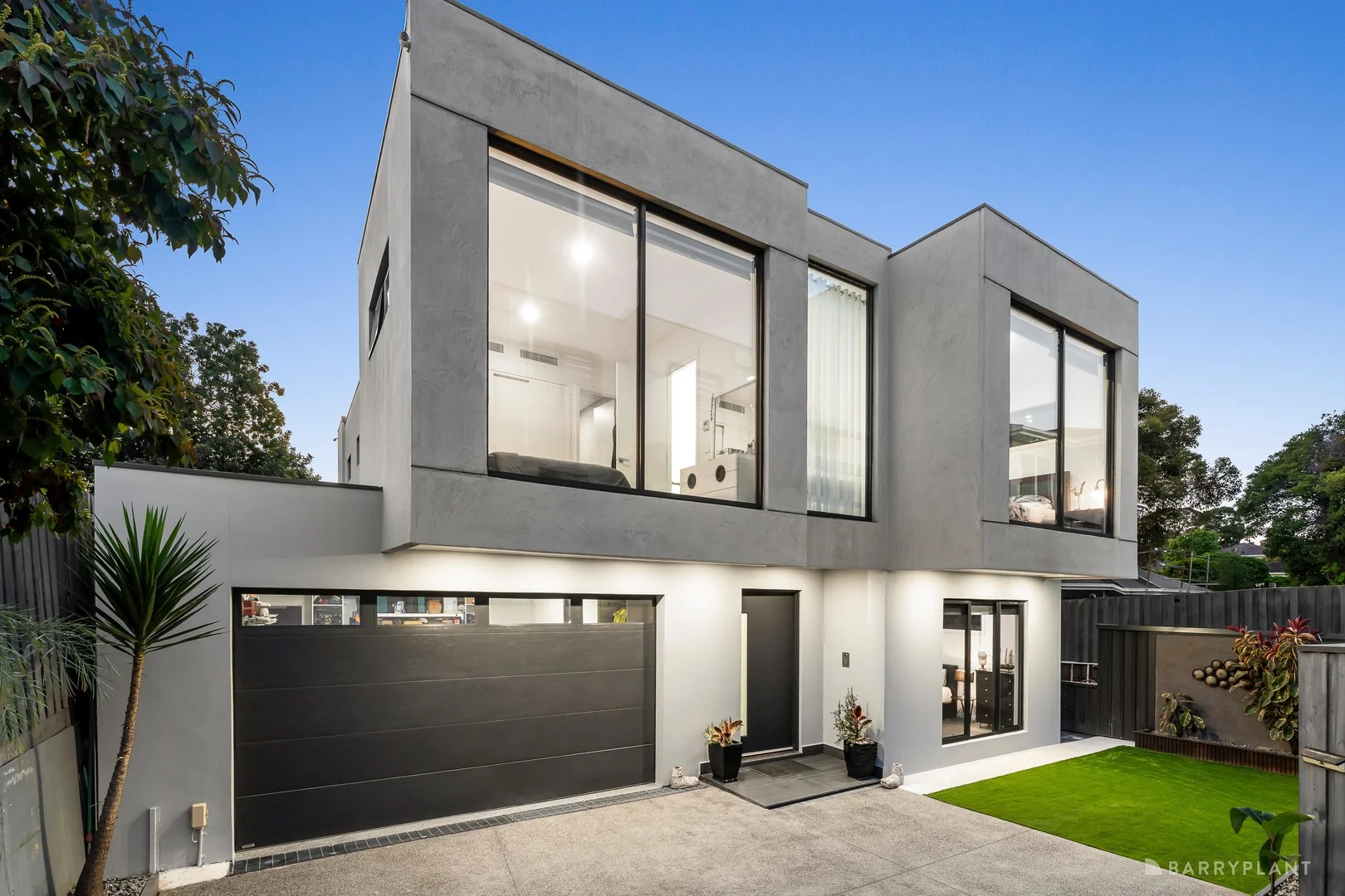 2/15 Moresby Avenue, Bulleen VIC 3105