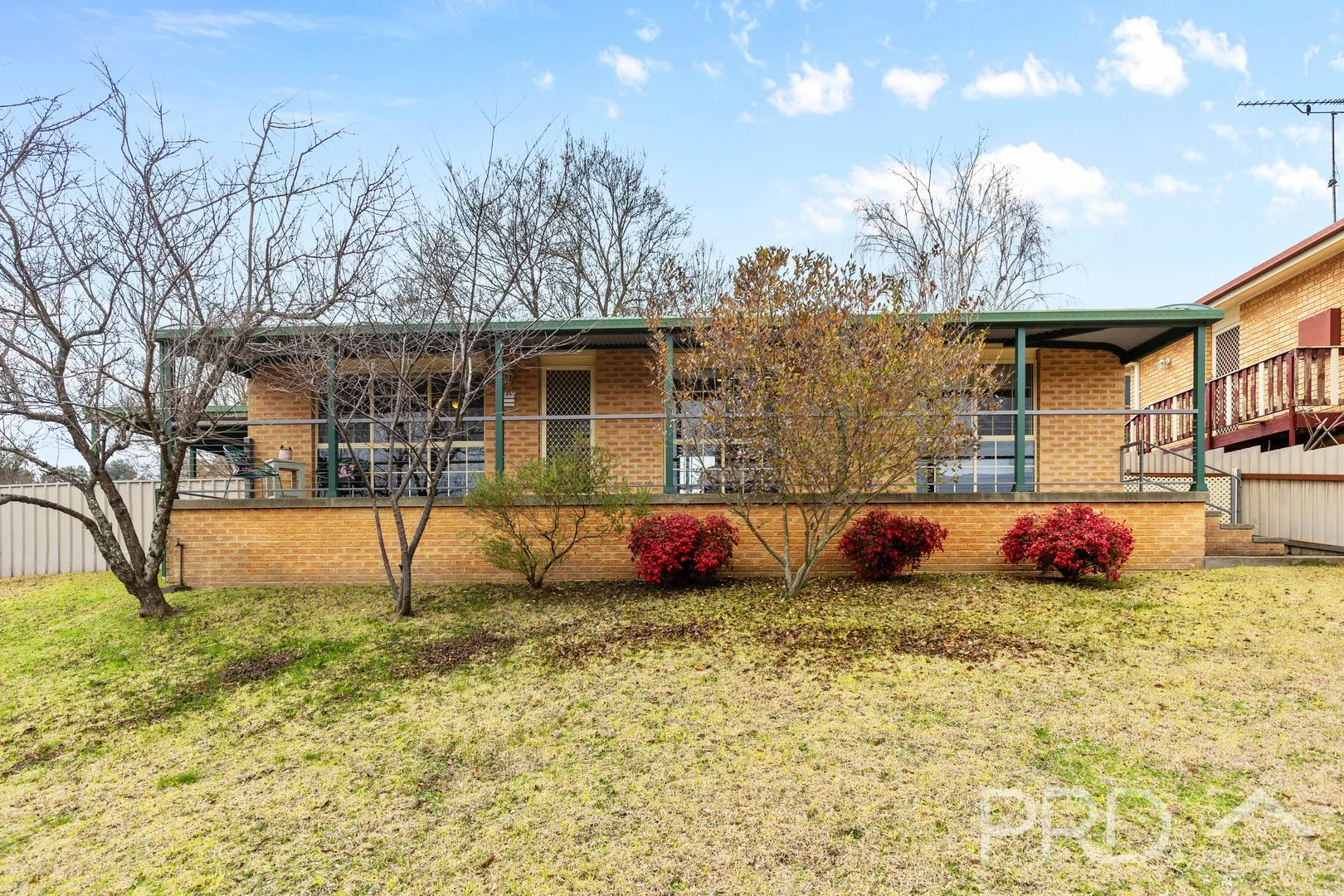 37 Booral Avenue, Tumut NSW 2720