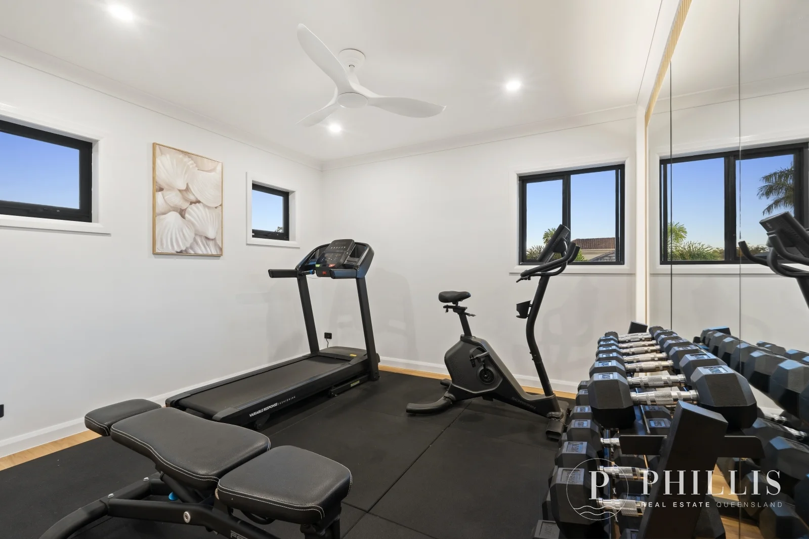 Additional image 19 of 2566 Cressbrook Drive, Hope Island QLD 4212