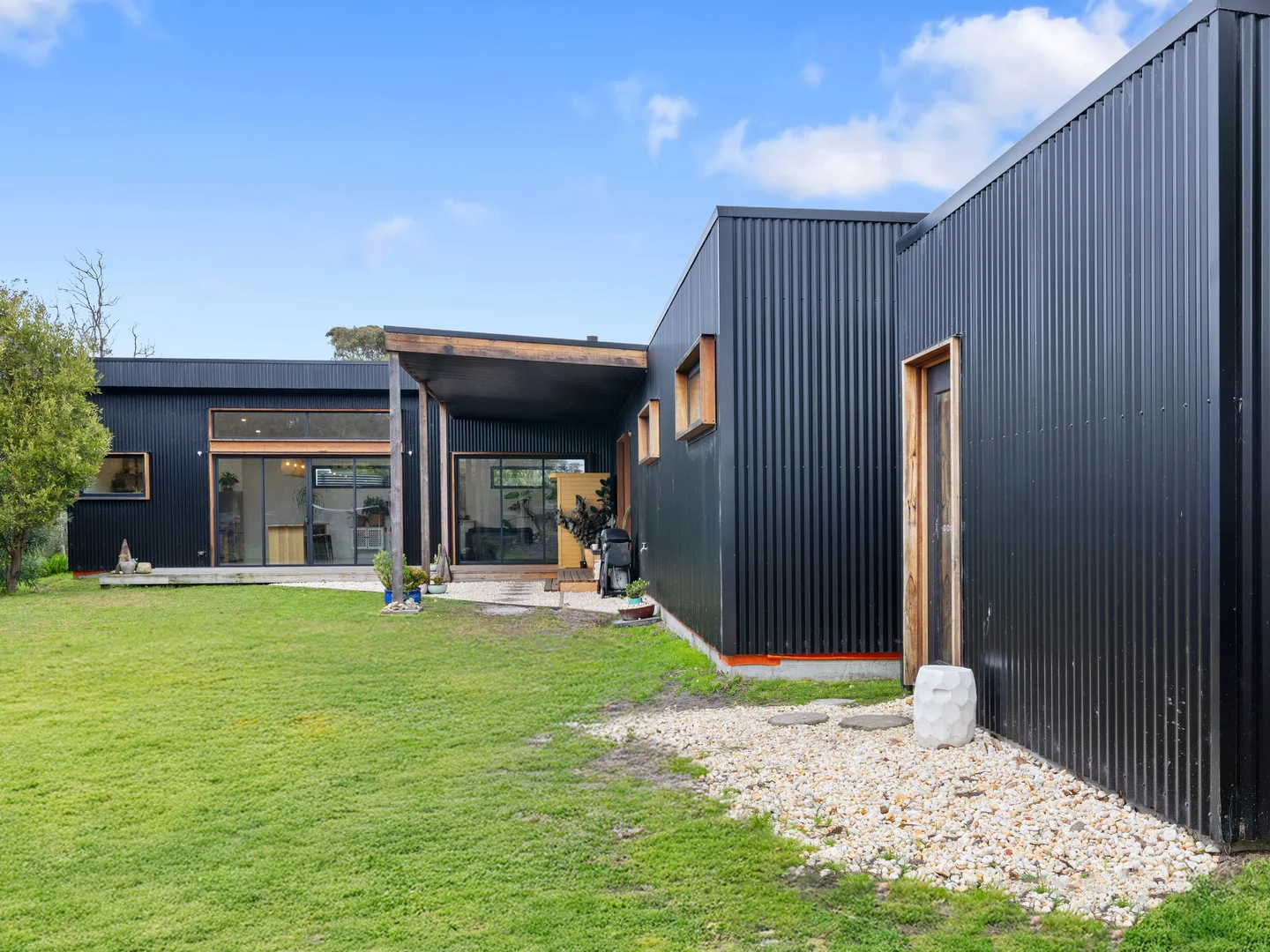 Additional image 13 of 3 Roscrea Crescent, Walkerville VIC 3956