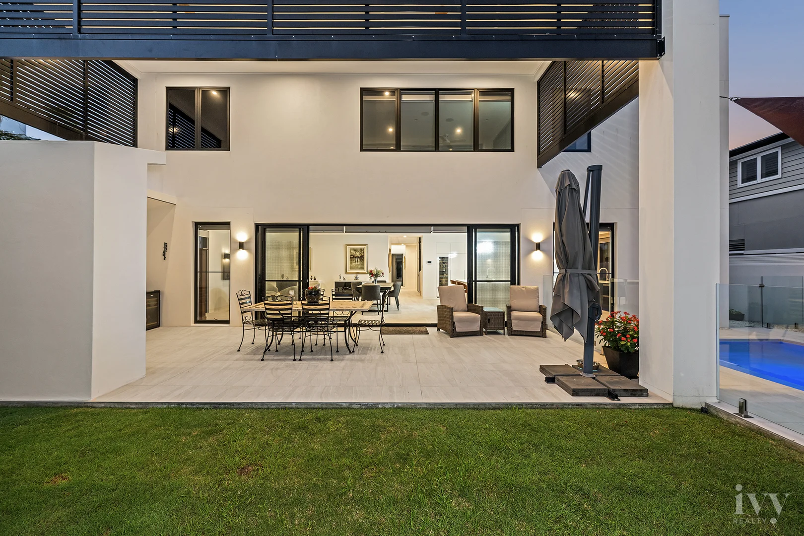 Additional image 23 of 10 Queen Guineveres Place, Sovereign Islands QLD 4216