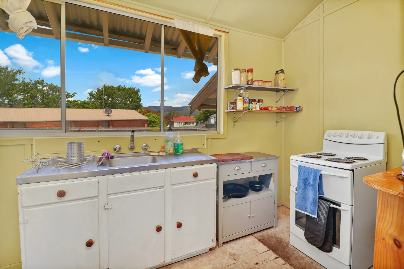 Additional image 5 of 37 Clive Street, St Marys TAS 7215