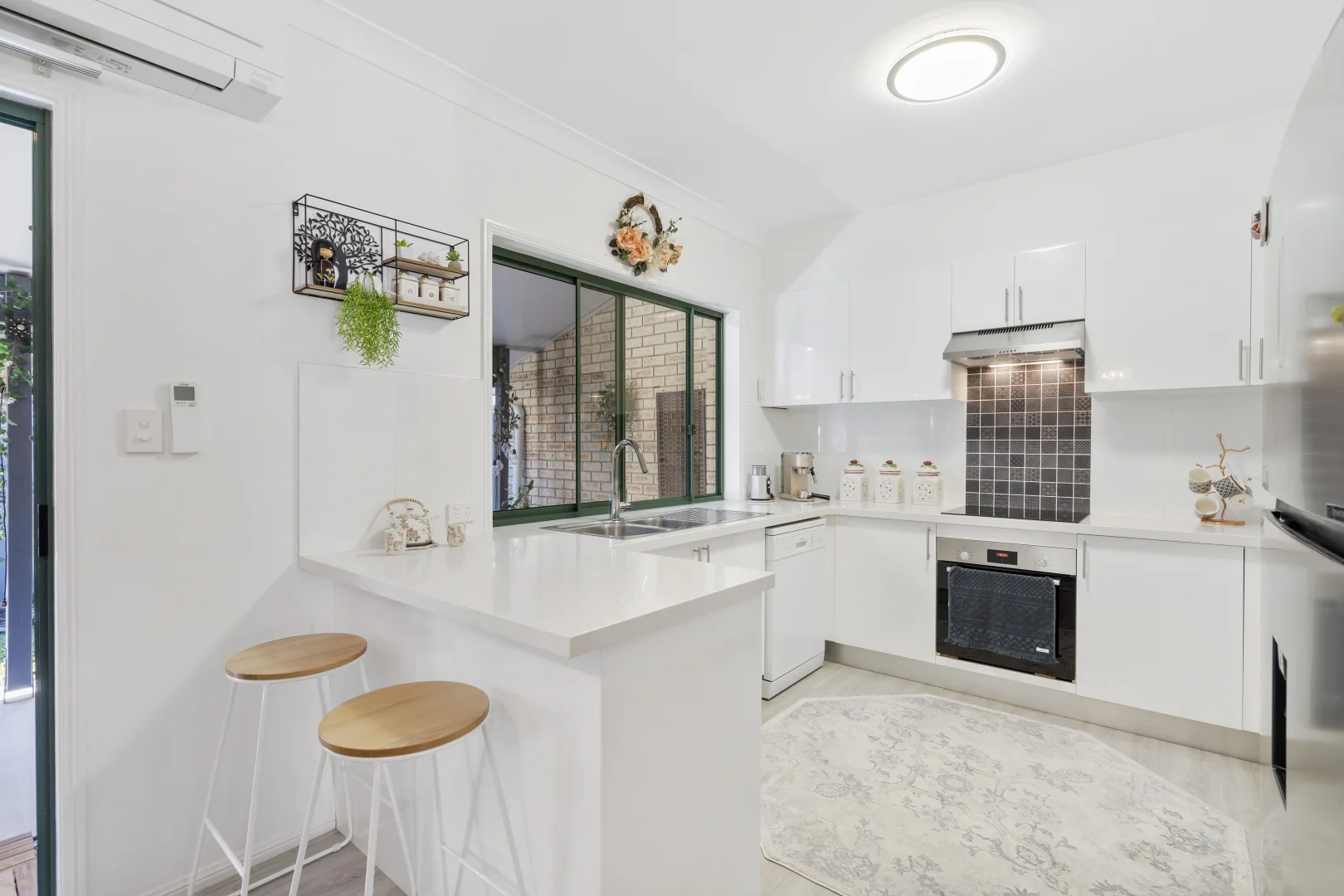 Additional image 5 of 8/299 Main Road, Wellington Point QLD 4160