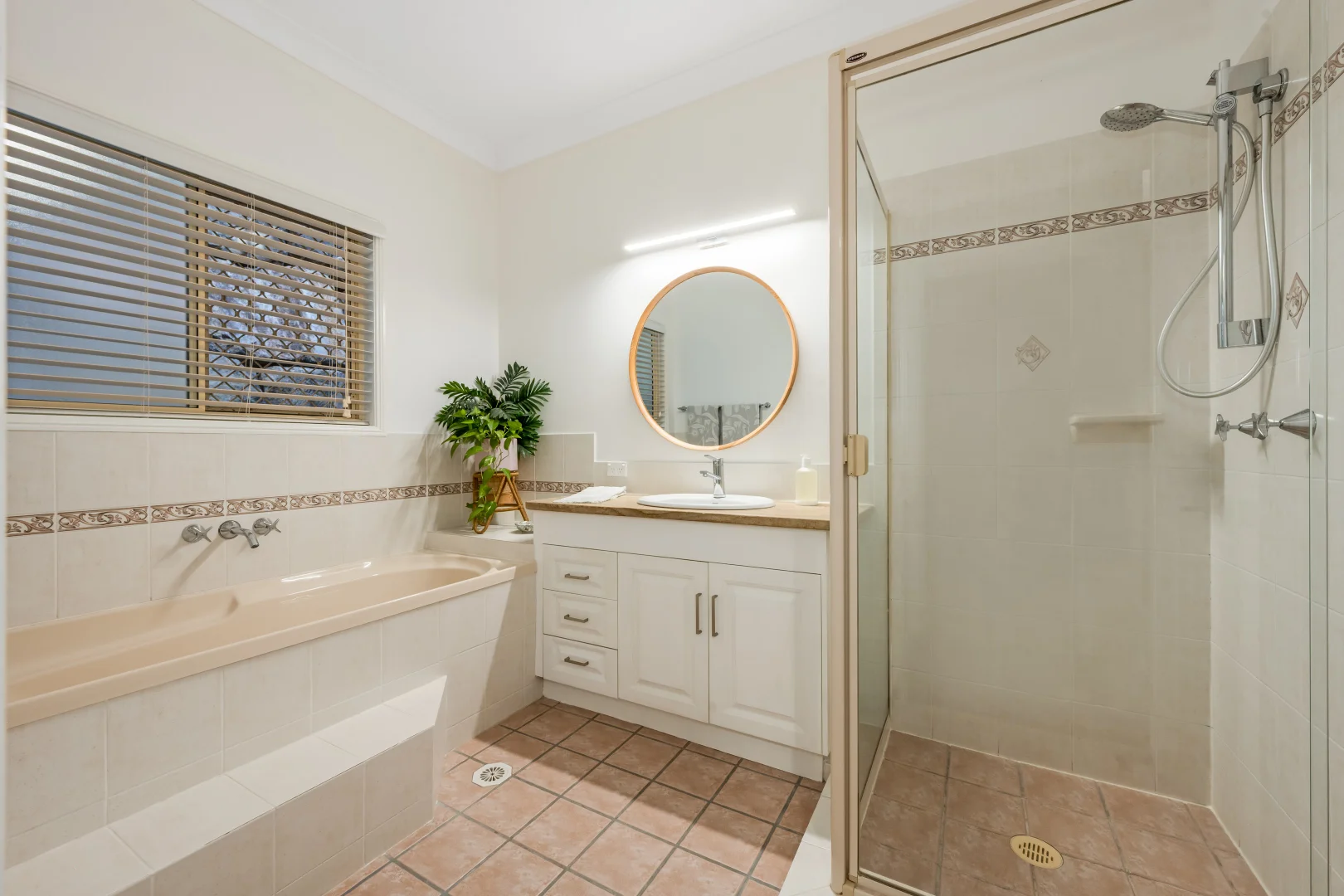 Additional image 13 of 981 Mount Crosby Road, Karana Downs QLD 4306