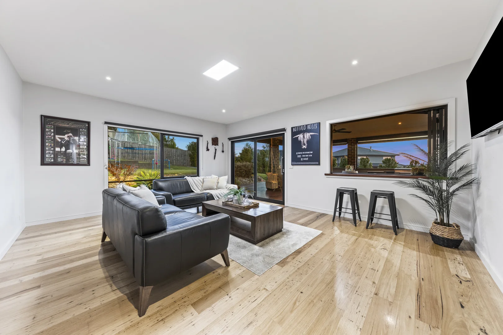 Additional image 22 of 4 Manor View, Pakenham VIC 3810