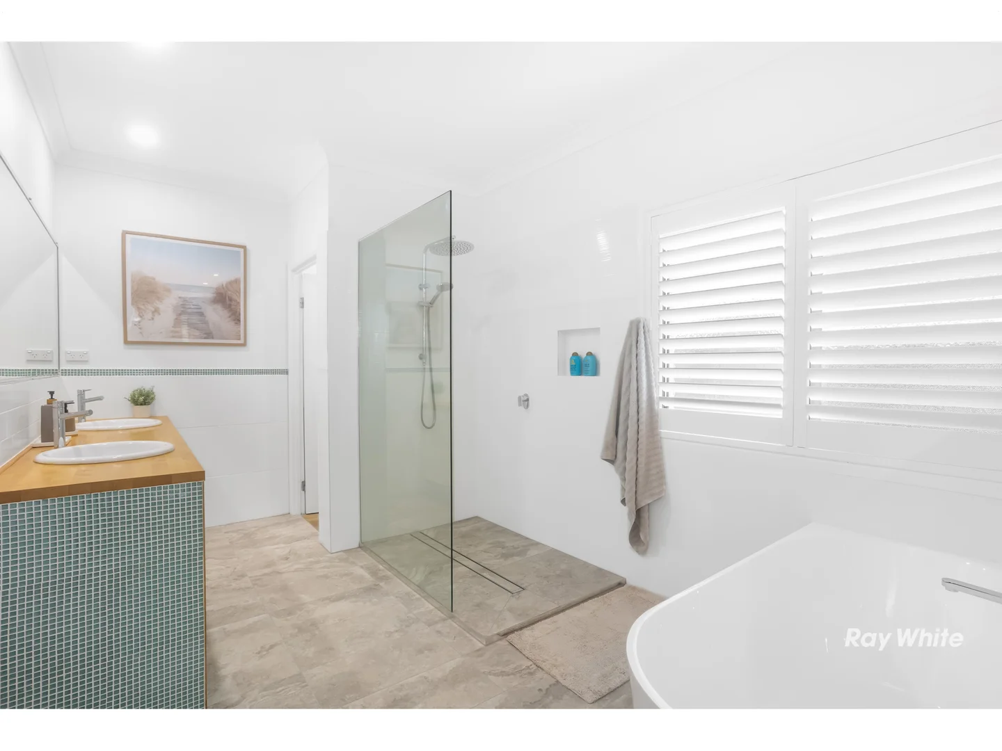 Additional image 14 of 95 Bottlebrush Drive, Lammermoor QLD 4703