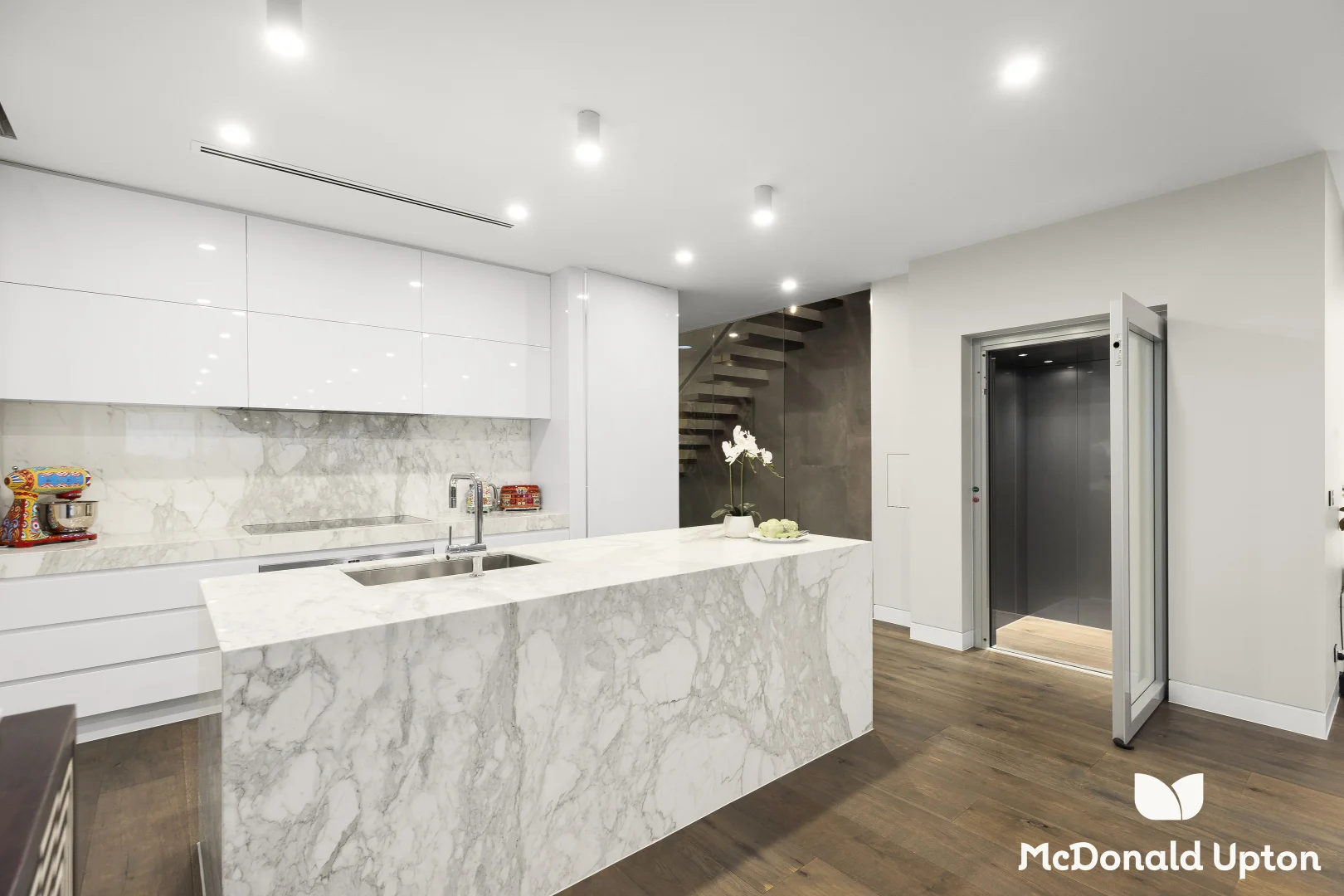 Additional image 8 of 60 Lloyd Street, Strathmore VIC 3041