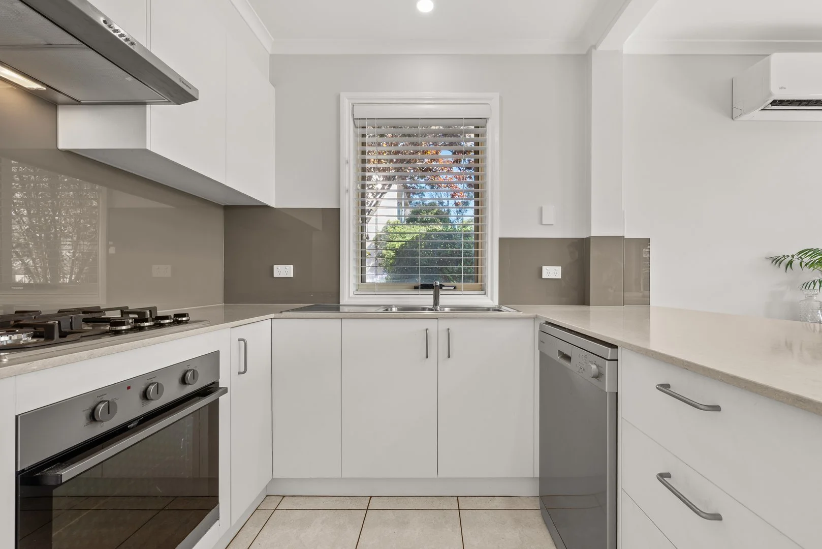 Additional image 12 of 2/51 Sandover Circuit, Amaroo ACT 2914