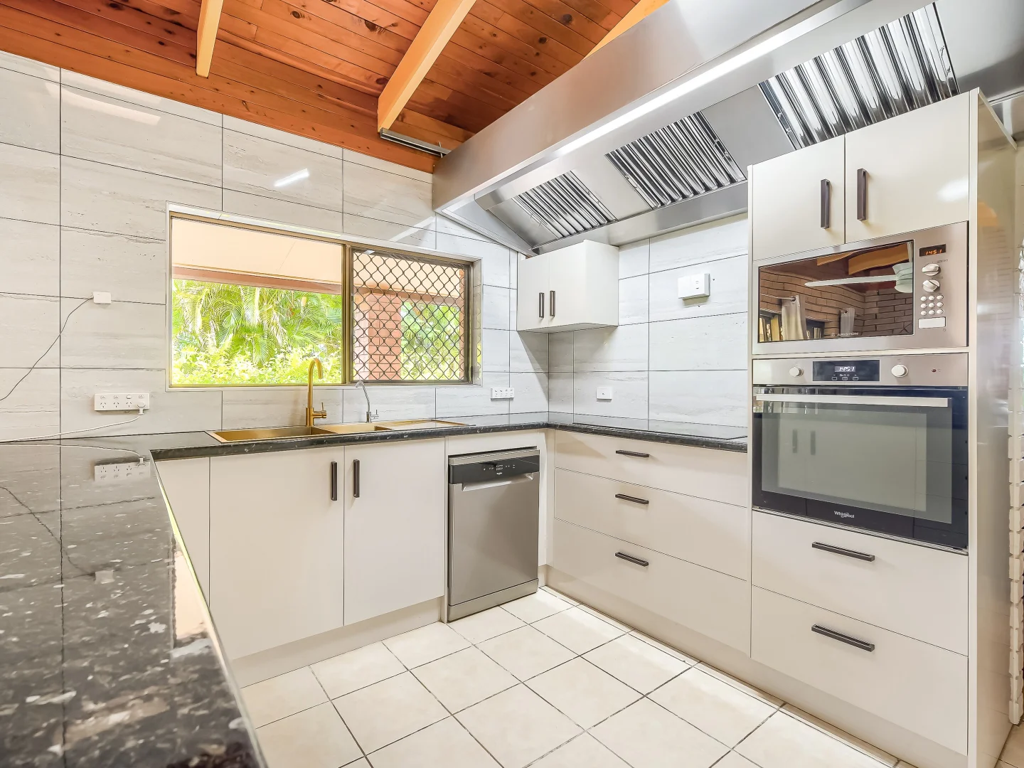 Additional image 11 of 67 Murphy Street, Point Vernon QLD 4655