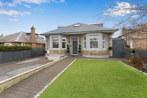 5 East Camus Place, Fairmilehead, Edinburgh EH10