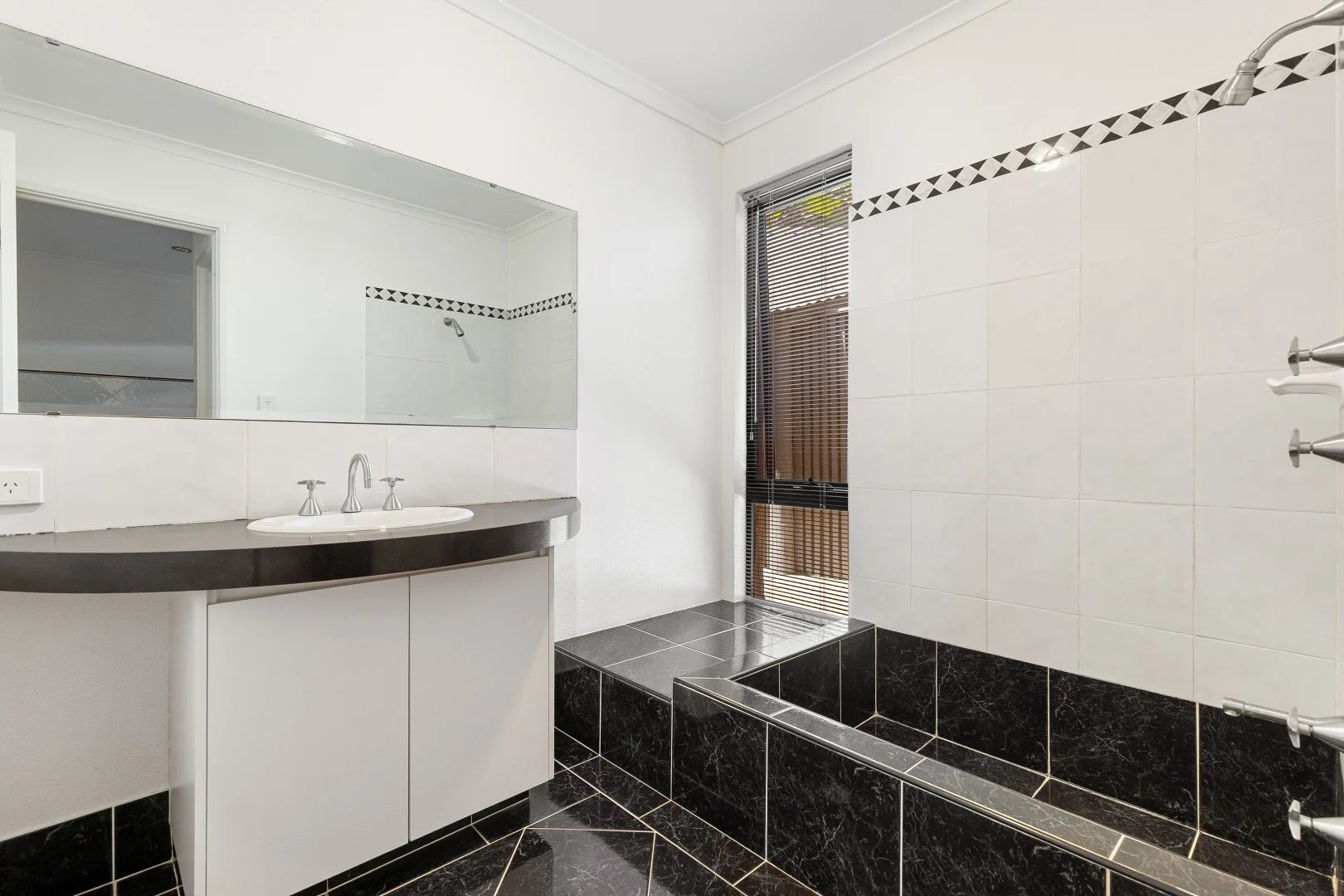 Additional image 13 of 4 Tincombe Grove, Baldivis WA 6171