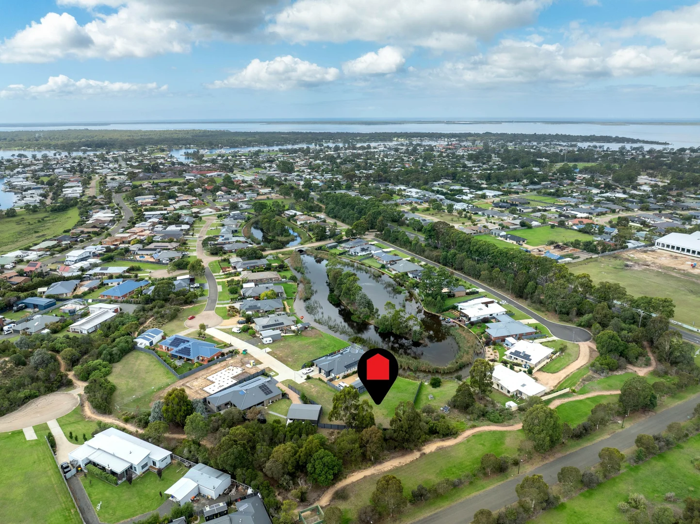 Additional image 2 of 16 Magnolia Way, Paynesville VIC 3880