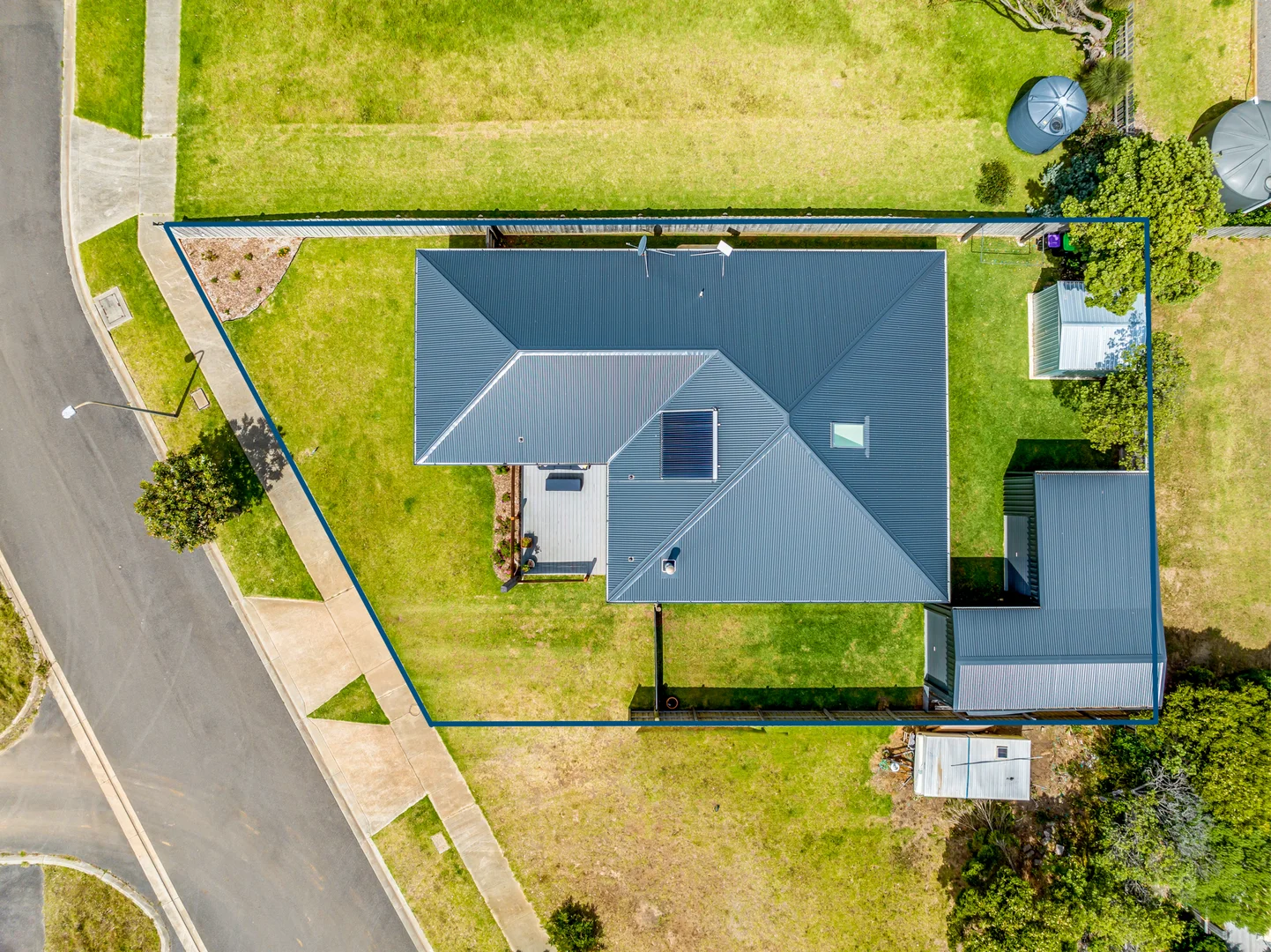 Additional image 17 of 3 Callaway Court, Peterborough VIC 3270