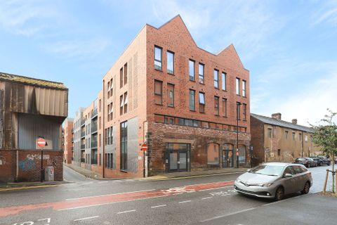 Apartment 8 Cotton Mill, Kelham Island S3