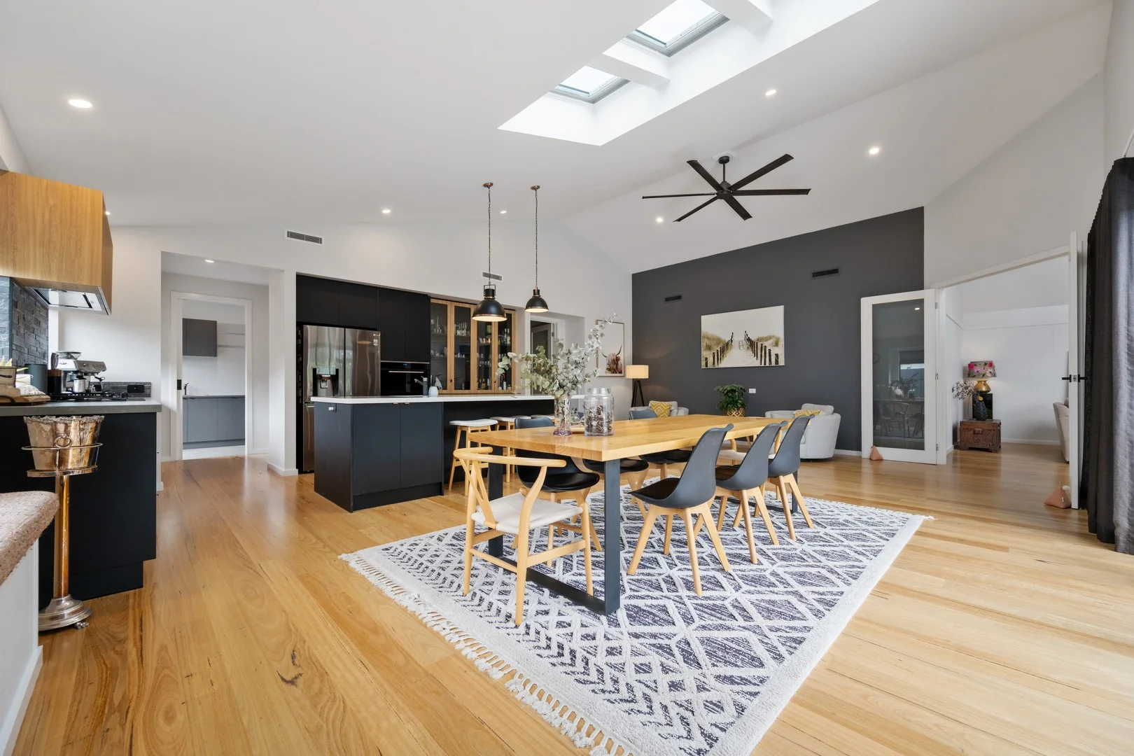 6 Ovata Place, Inverloch VIC 3996