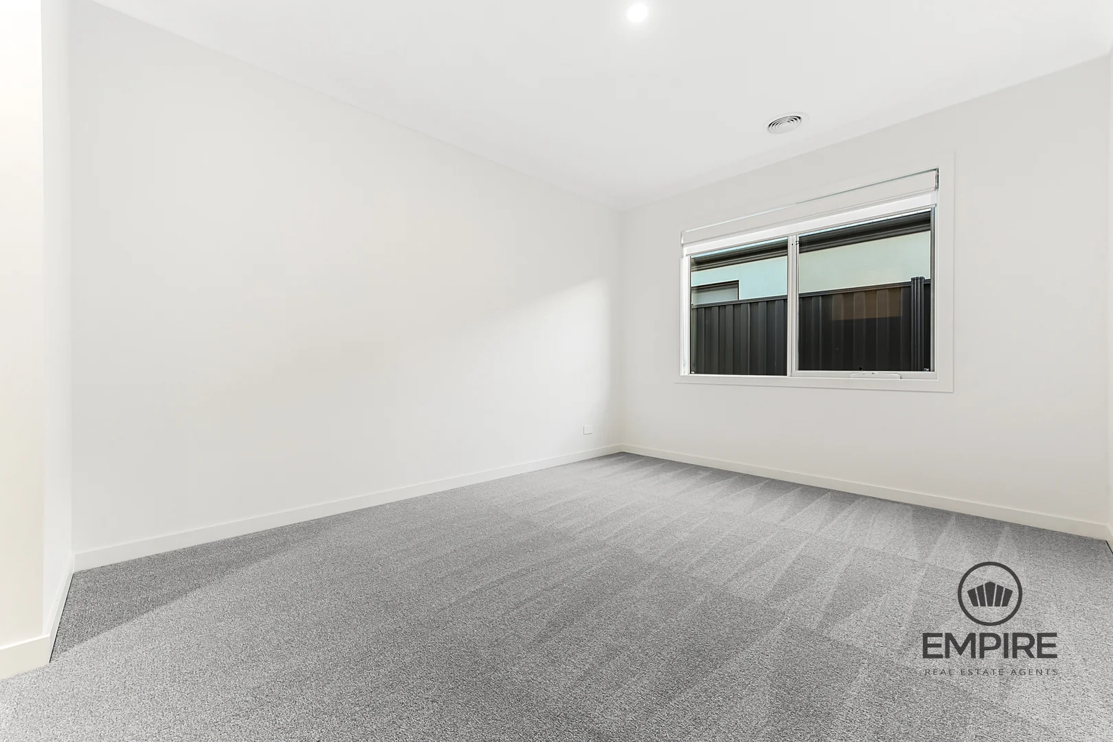 Additional image 10 of 142 Yeungroon Boulevard, Clyde North VIC 3978