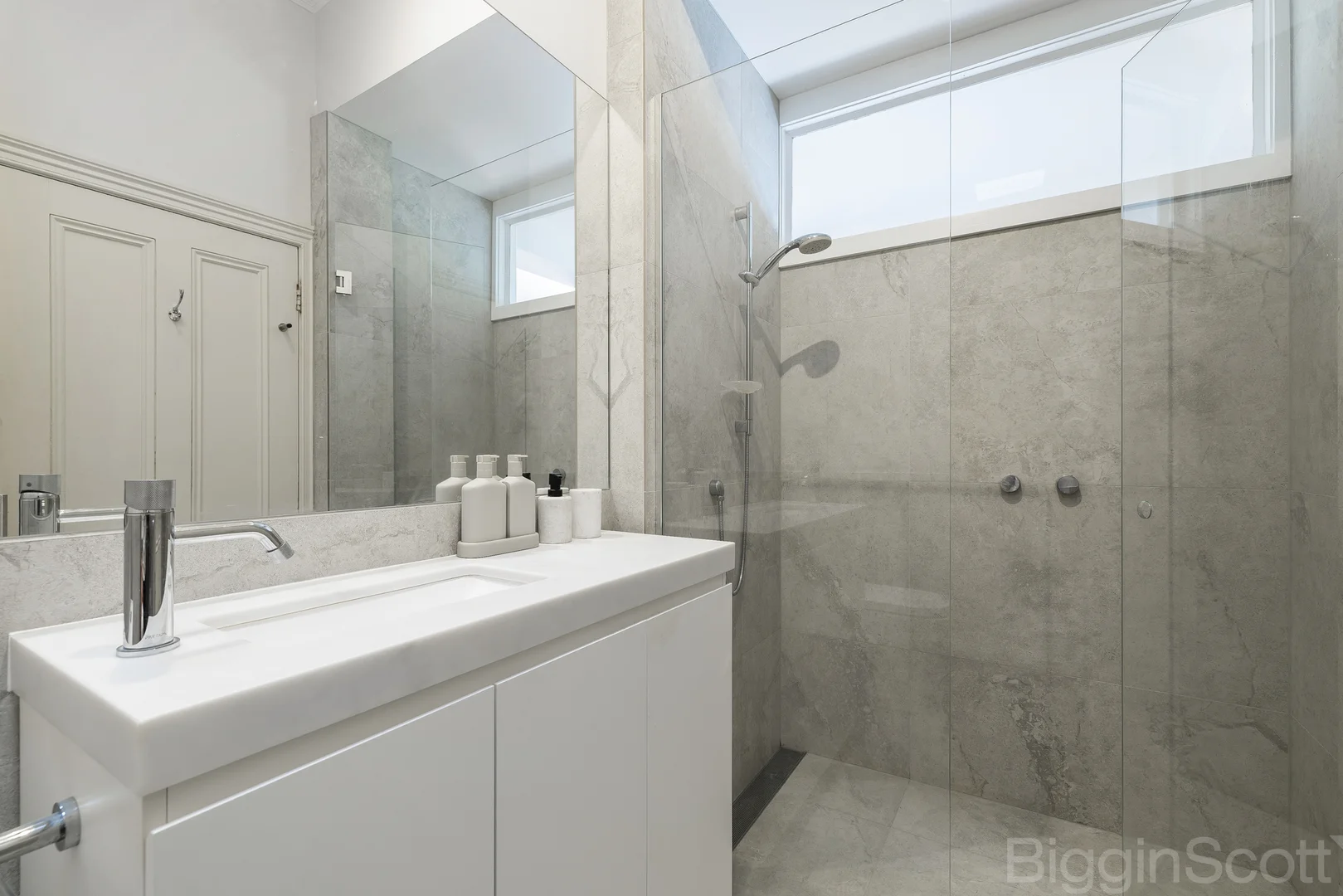 Additional image 11 of 10/1 Maysbury Avenue, Elsternwick VIC 3185