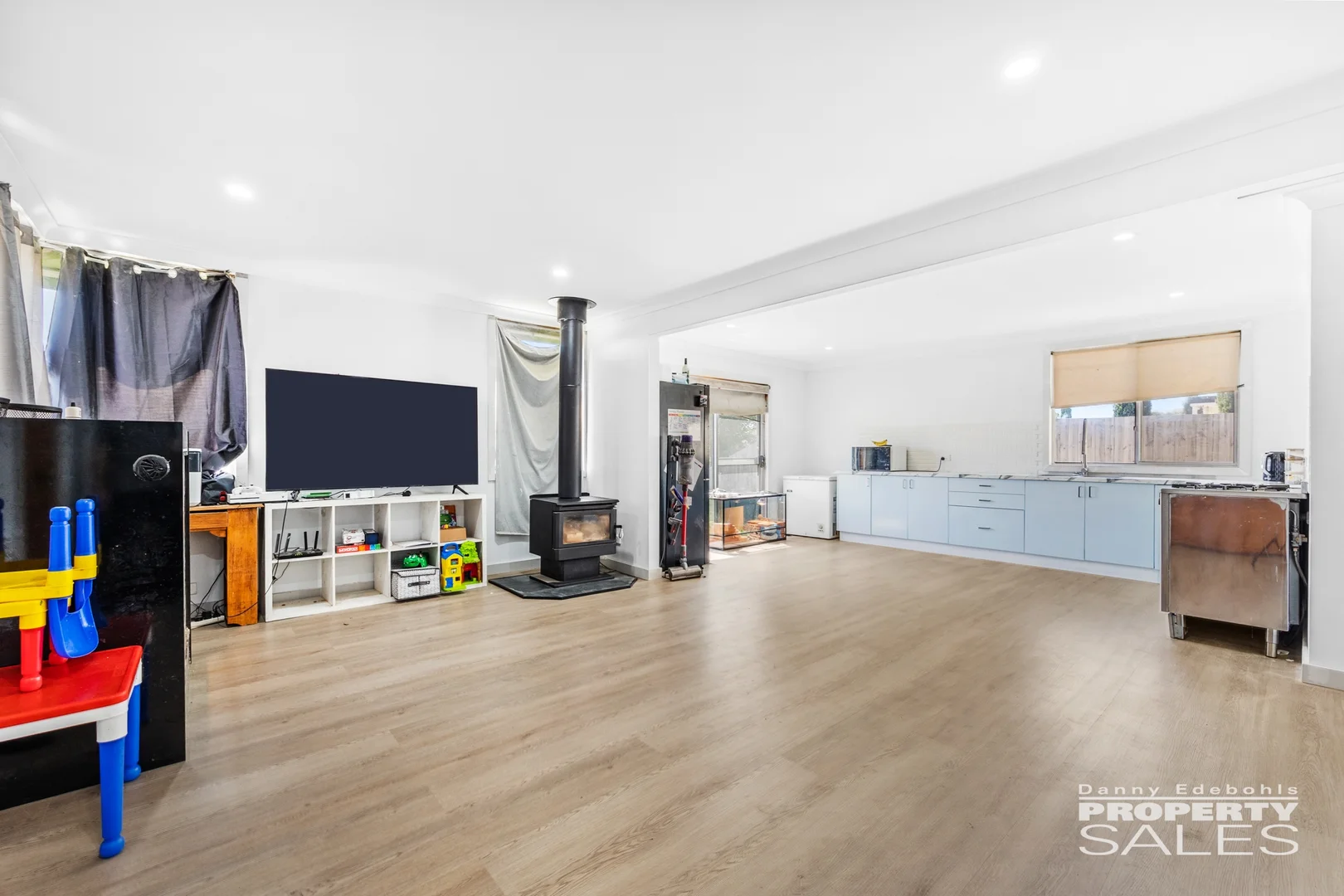 Additional image 3 of 17 Thoresby Street, Newborough VIC 3825