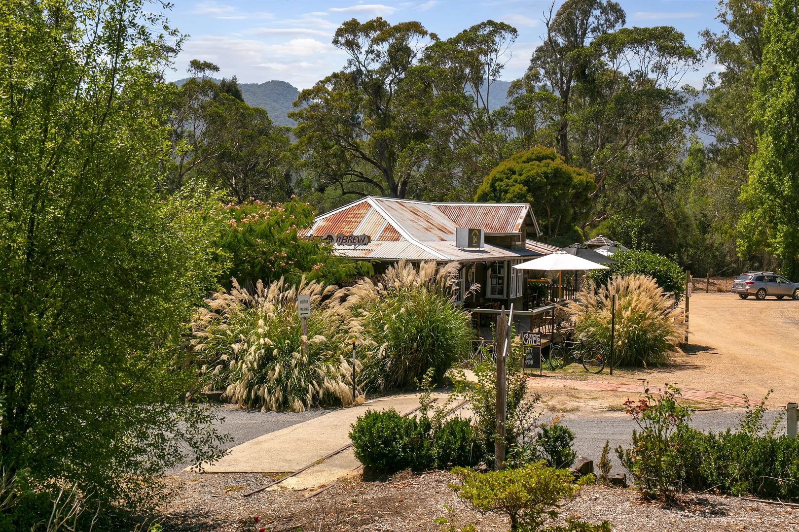 Additional image 5 of 7045 Great Alpine Road, Porepunkah VIC 3740