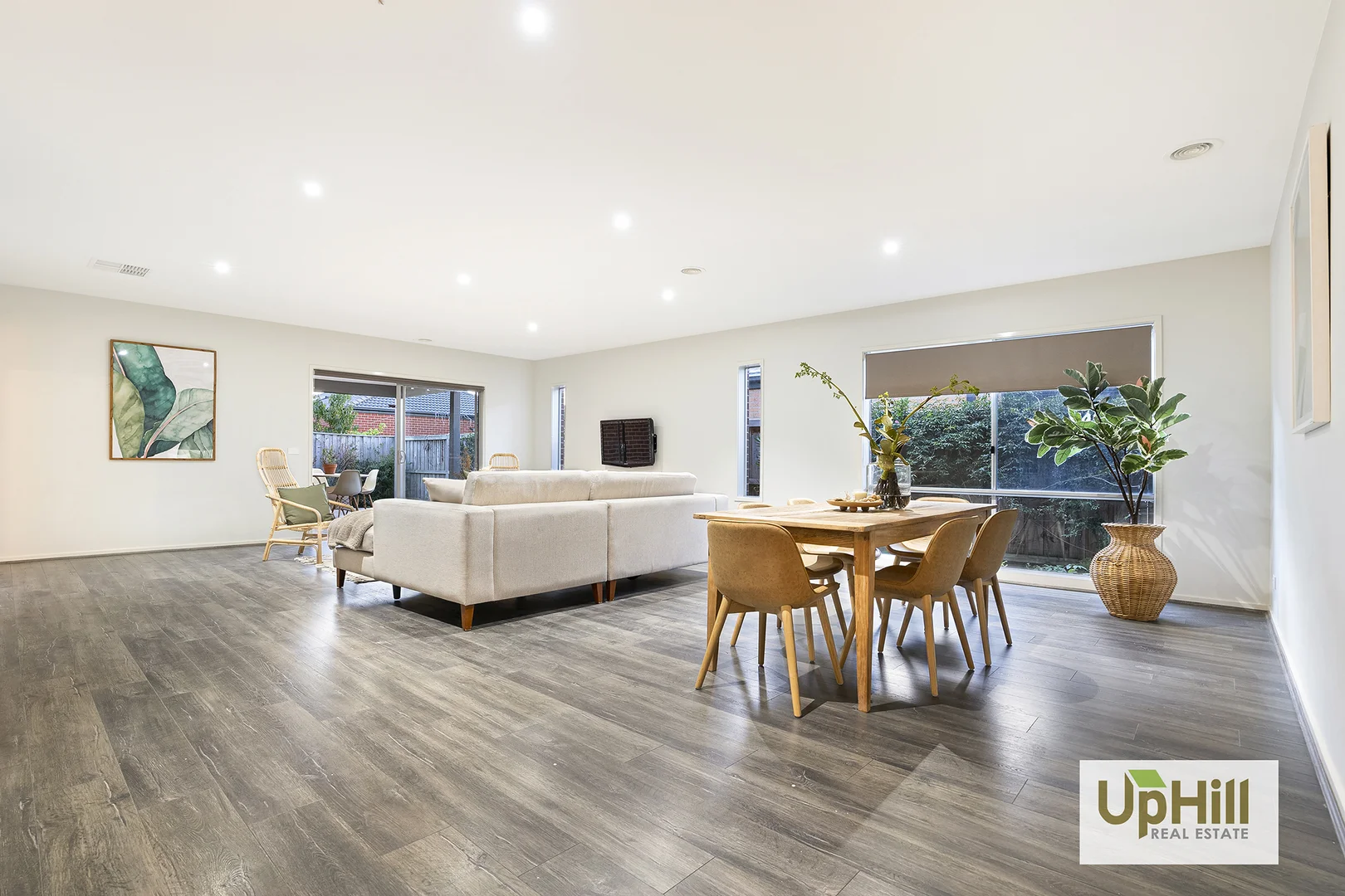 Additional image 14 of 10 Grande Belmond Avenue, Clyde VIC 3978