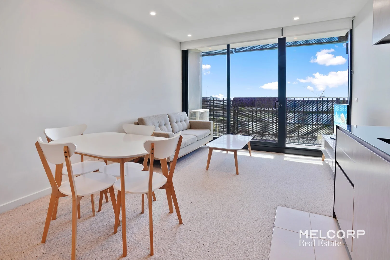 1708/151 Berkeley Street, Melbourne VIC 3000