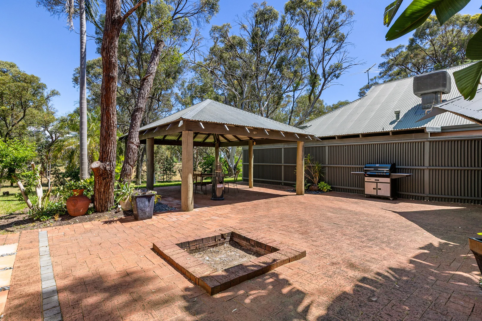Additional image 32 of 4 Tincombe Grove, Baldivis WA 6171