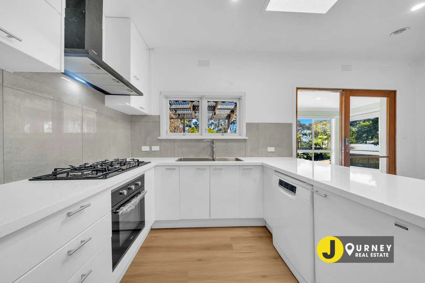 Additional image 5 of 175 Cranbourne Road, Narre Warren South VIC 3805