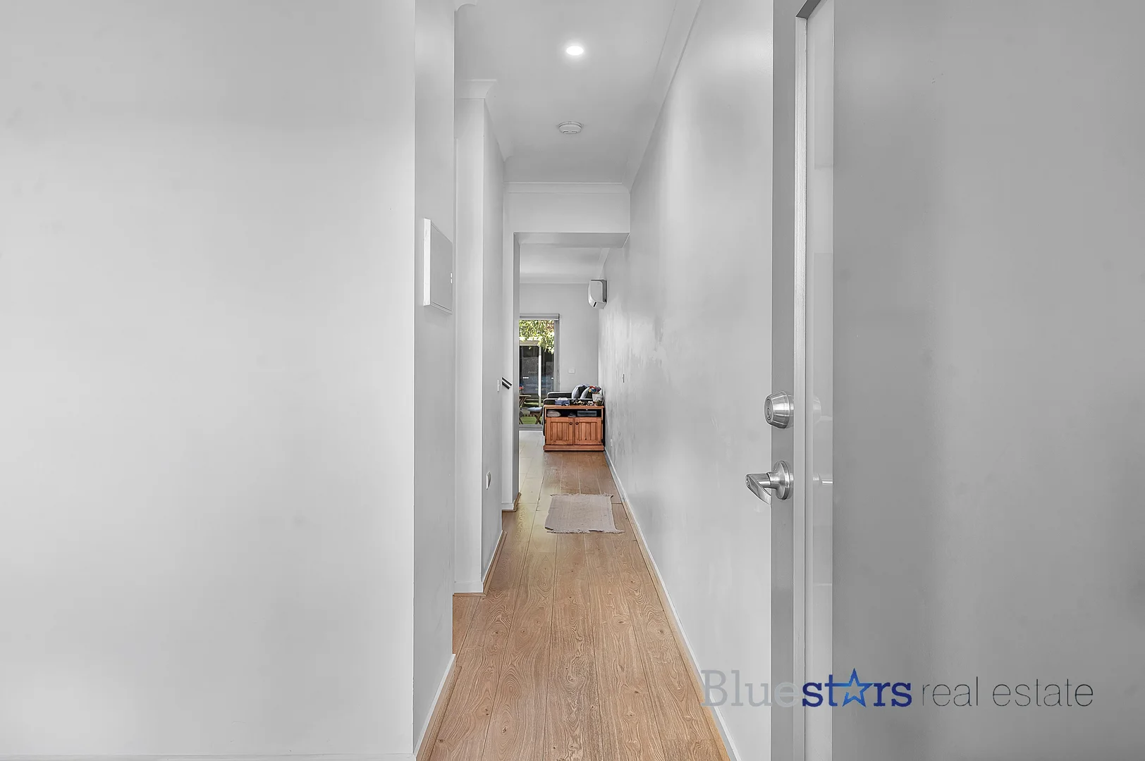 Additional image 2 of 8 PENDANT WALK, Truganina VIC 3029