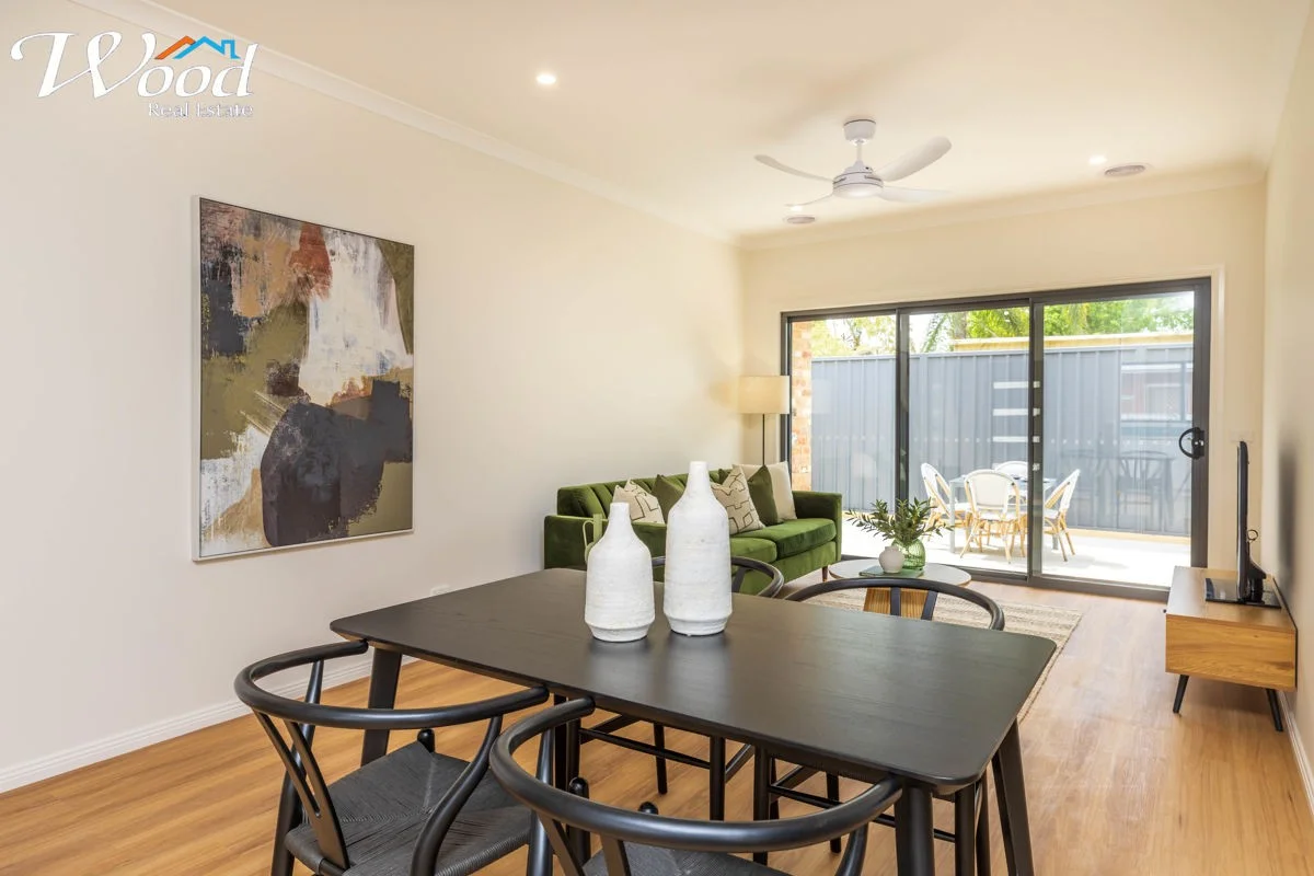 Additional image 7 of 1-4/516 Kotthoff St, Lavington NSW 2641