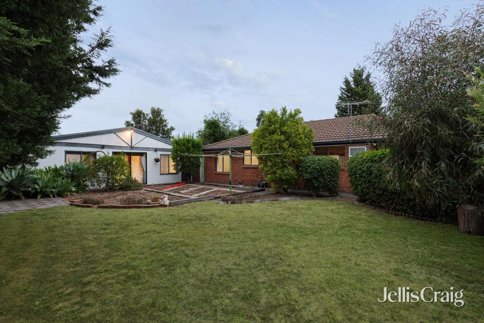 Additional image 11 of 54 Garden Grove Drive, Mill Park VIC 3082