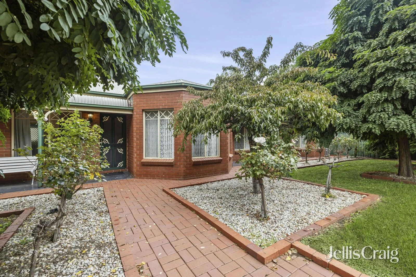 6 Gaulton Street, Castlemaine VIC 3450