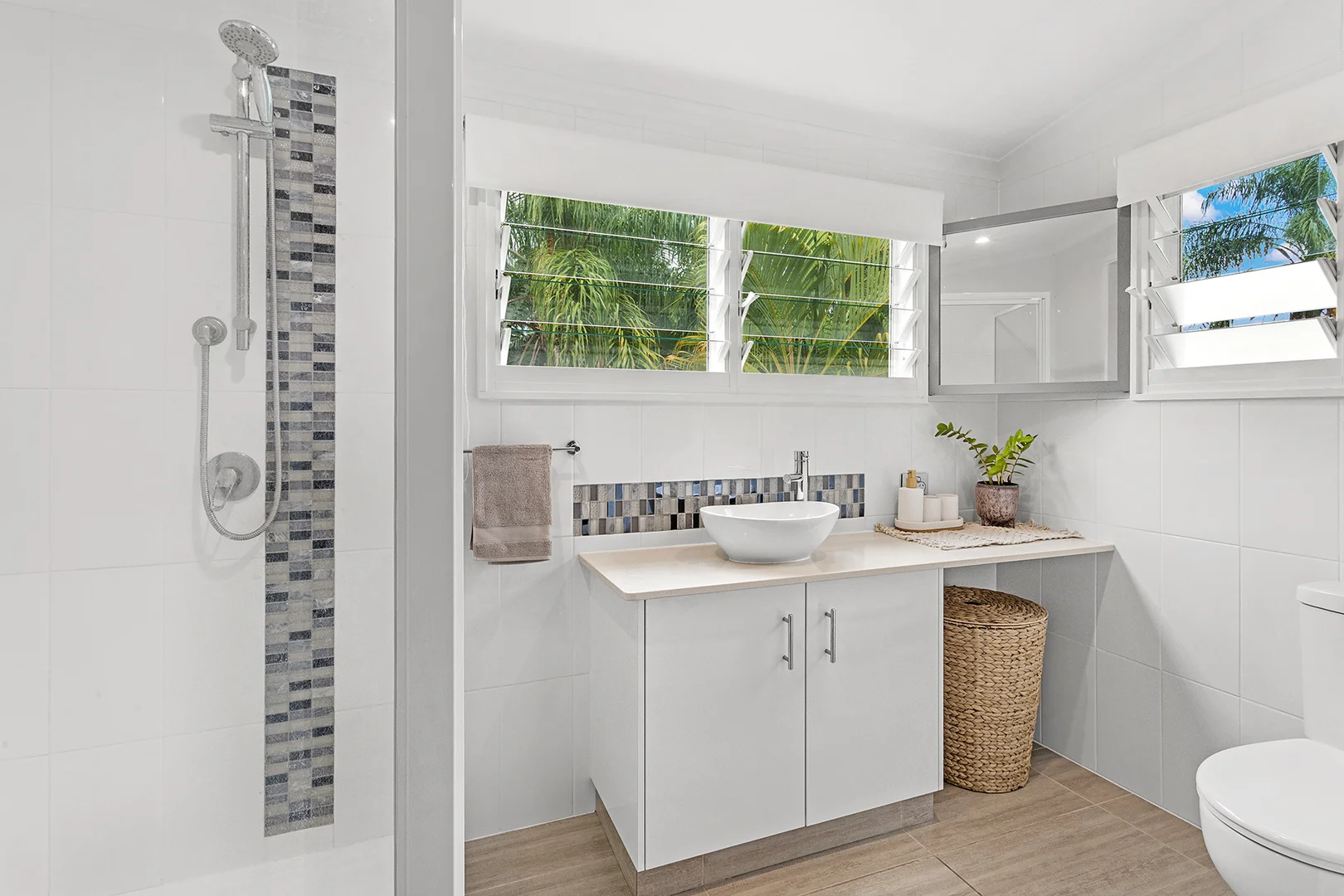 Additional image 9 of 2 South Molle Boulevard, Cannonvale QLD 4802