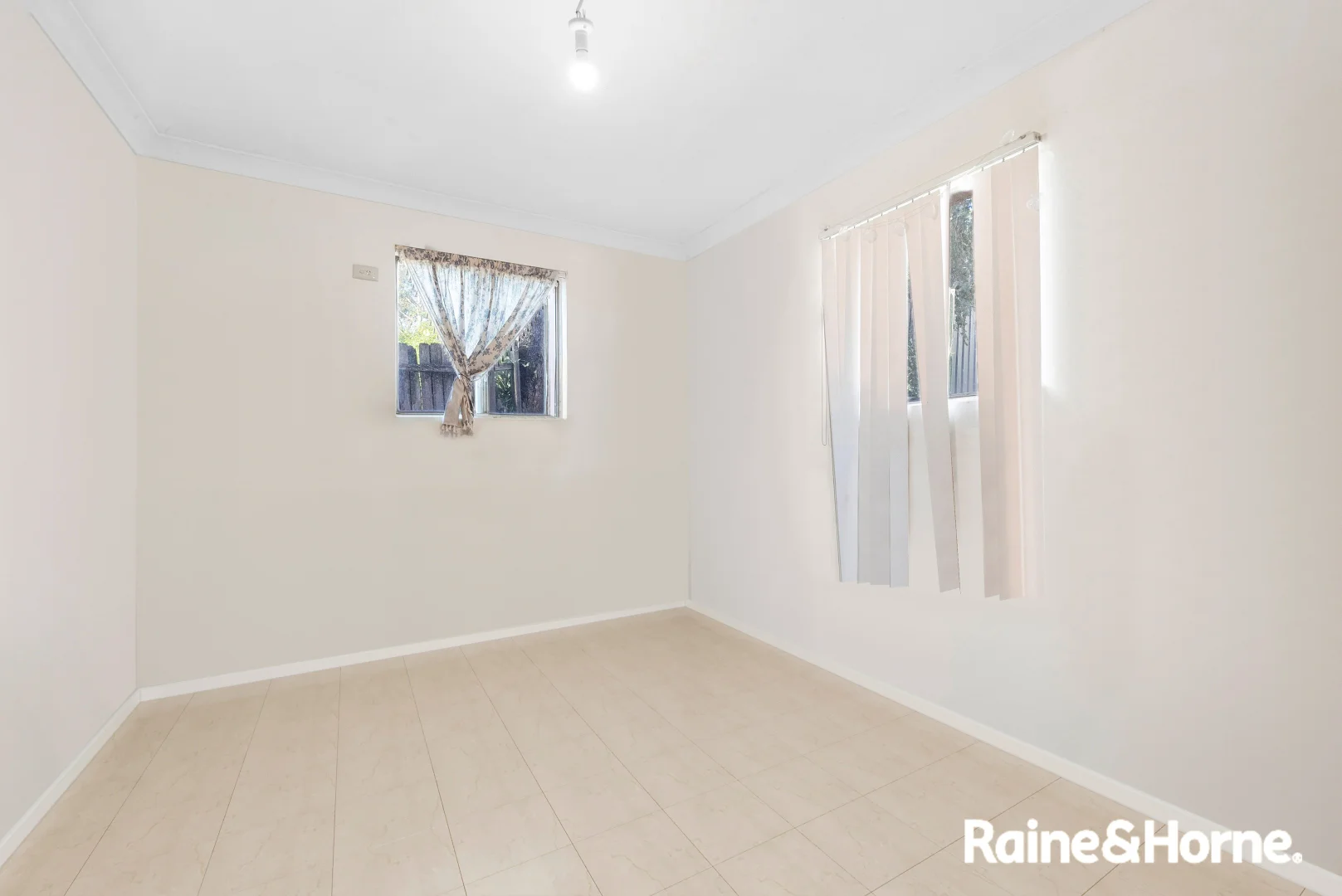 Additional image 12 of 22 Lawn Avenue, Bradbury NSW 2560