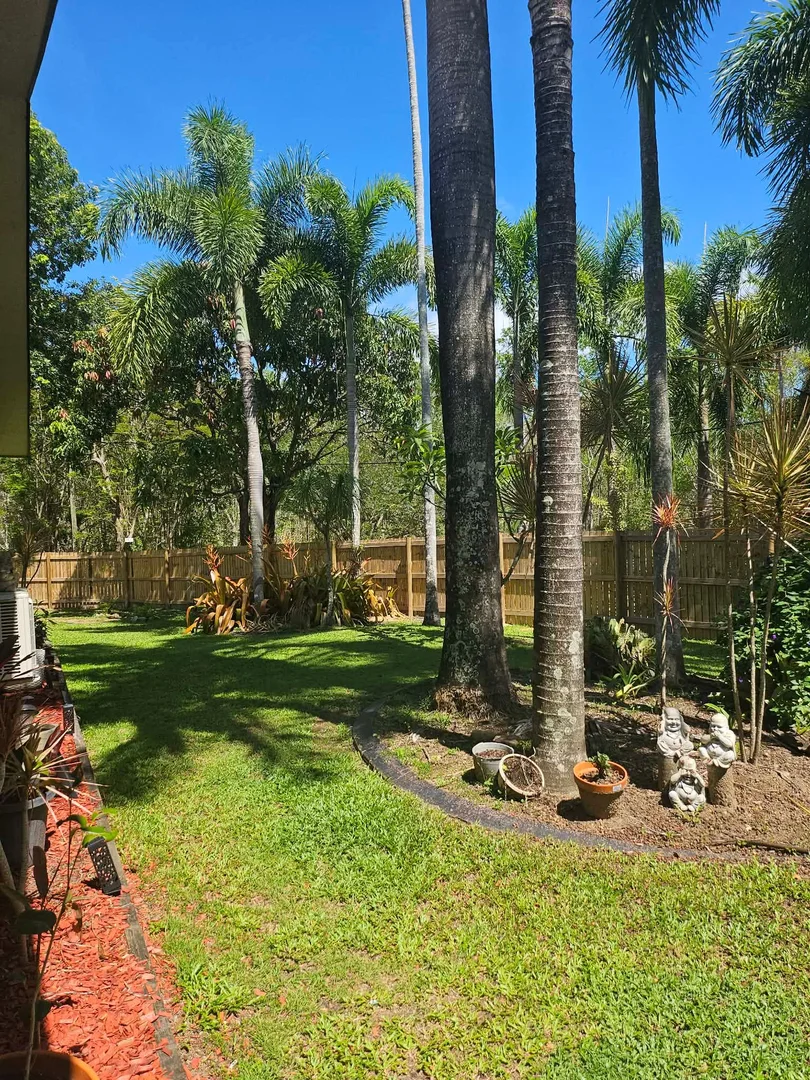 Additional image 18 of 293 Ocean Parade, Balgal Beach QLD 4816