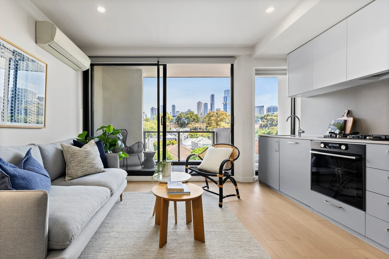 8/79-81 Palmerston Crescent, South Melbourne VIC 3205