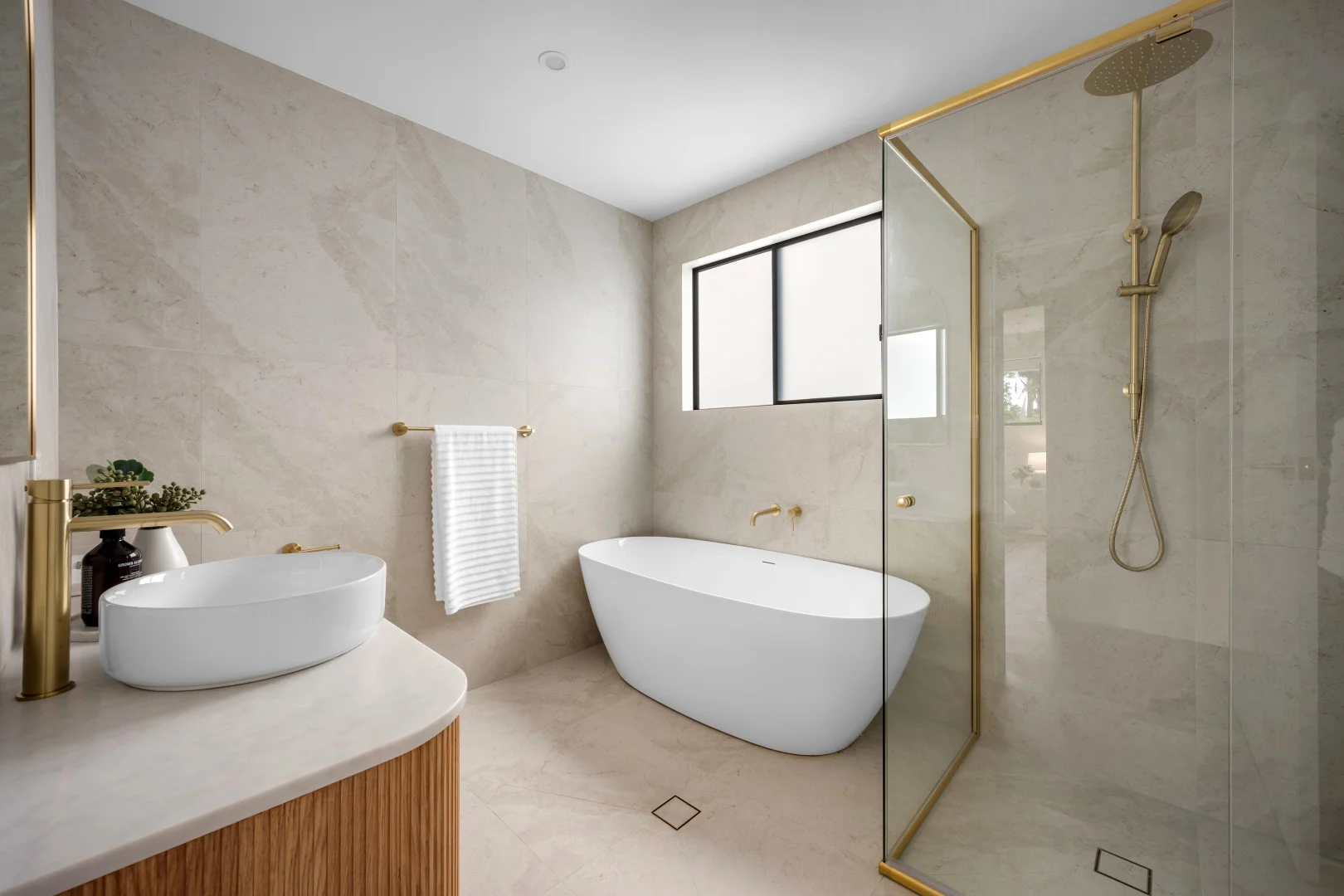 Additional image 5 of 1-3/99 Reddall Parade, Lake Illawarra NSW 2528