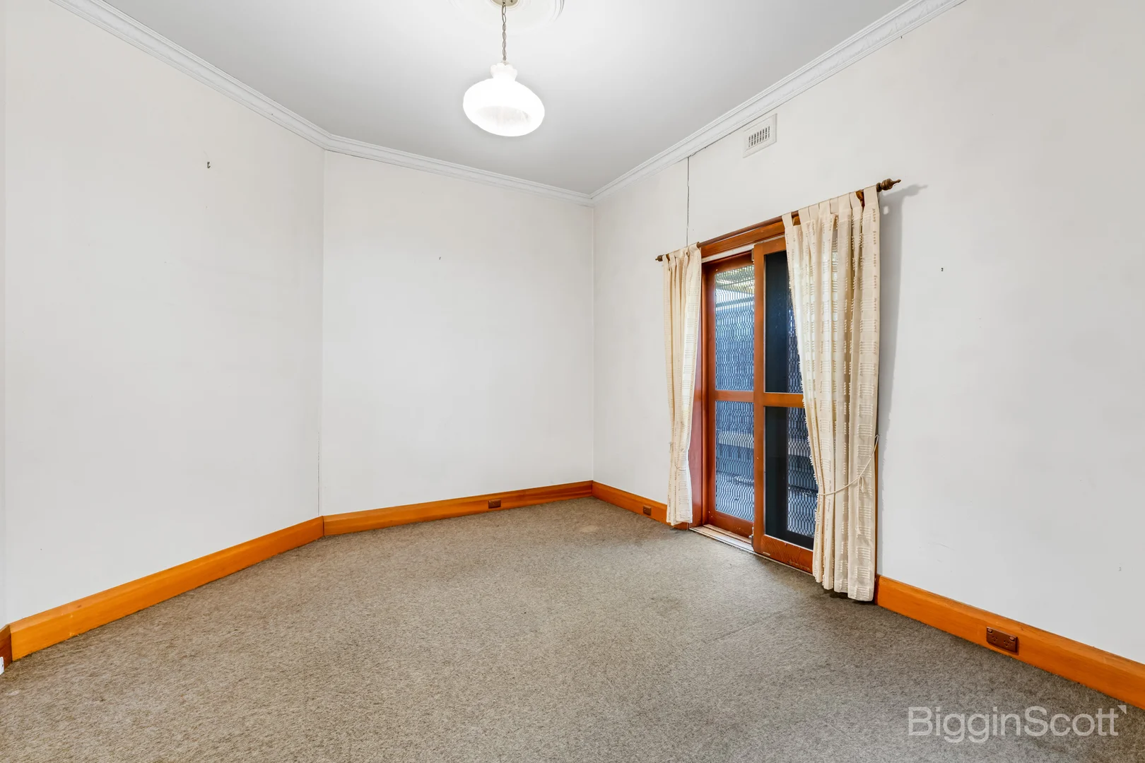 Additional image 6 of 92 Rosamond Road, Maribyrnong VIC 3032