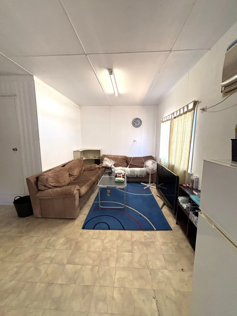 Additional image 59 of 563 & 561 Robinson Street, Carnarvon WA 6701